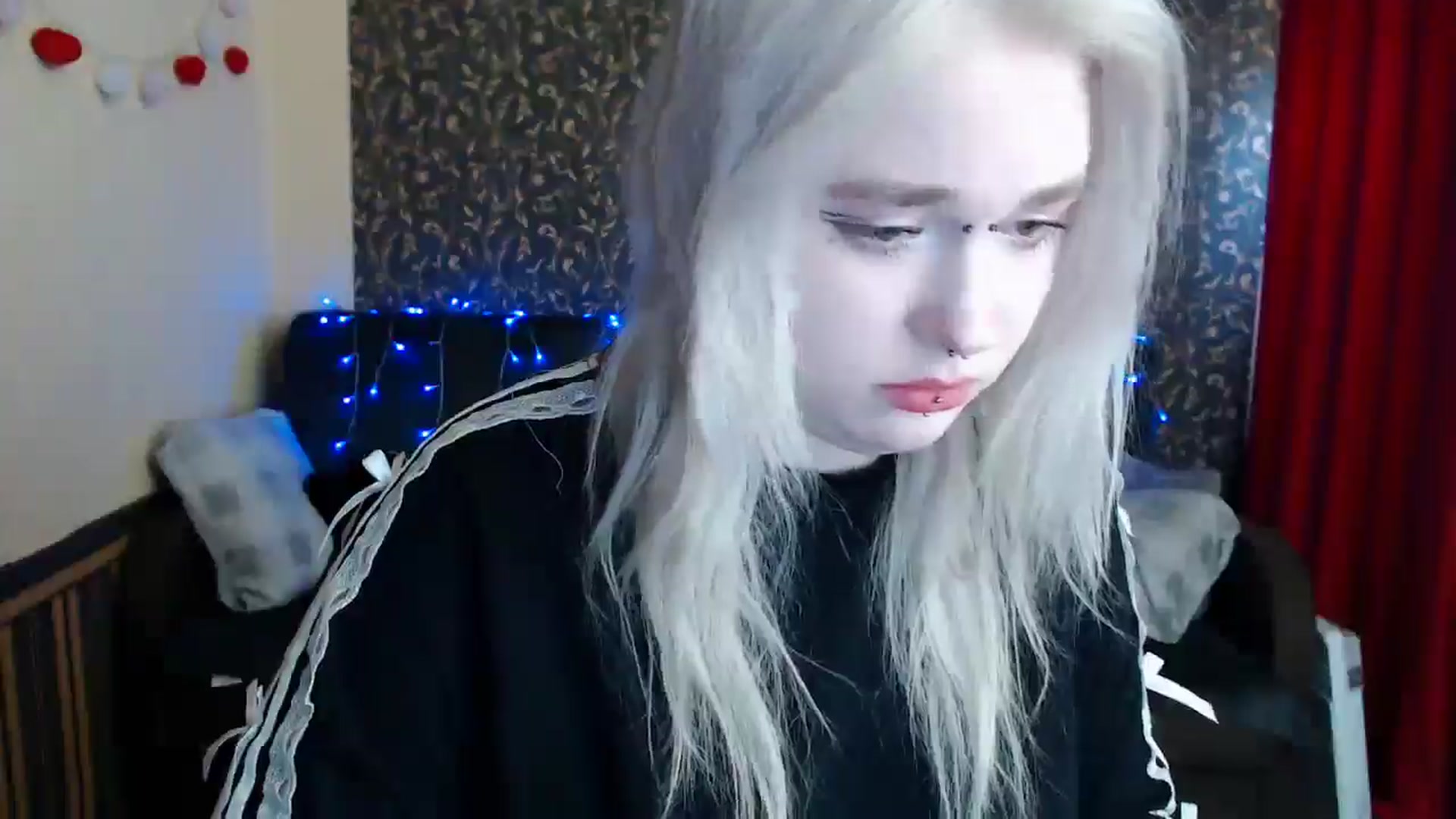 Gallery image thumbnail from Killinna's myfreecams stream on, 04/15/2025, 15:25 image 4 of 20