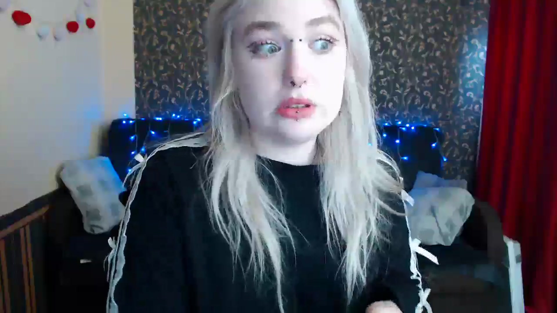 Gallery image thumbnail from Killinna's myfreecams stream on, 04/15/2025, 15:25 image 11 of 20