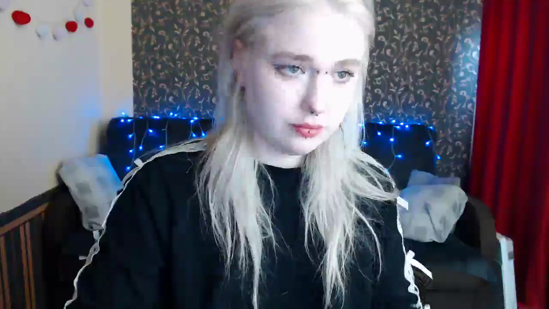 Gallery image thumbnail from Killinna's myfreecams stream on, 04/15/2025, 15:25 image 12 of 20