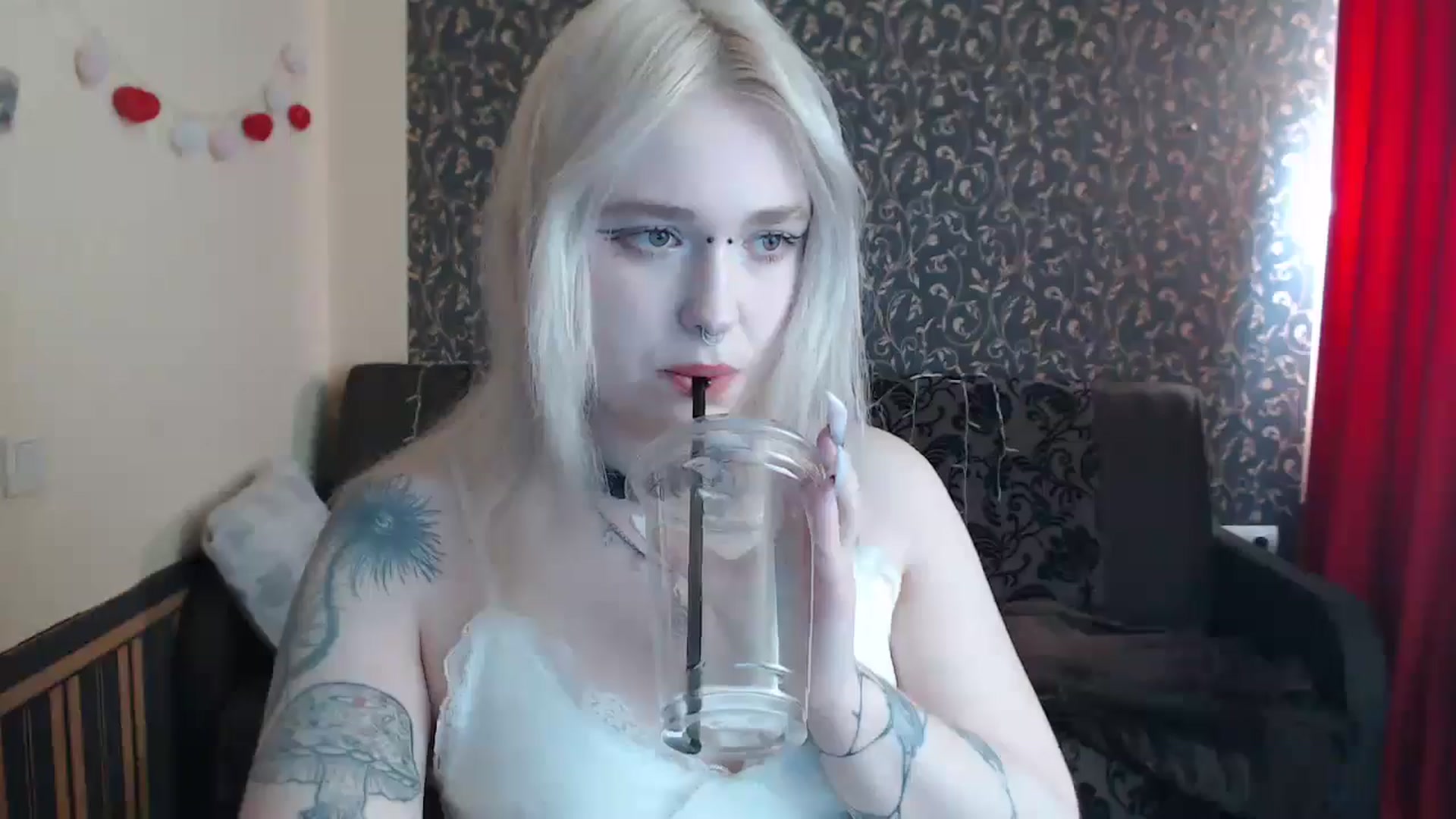Gallery image thumbnail from Killinna's myfreecams stream on, 04/24/2025, 14:44 image 13 of 20