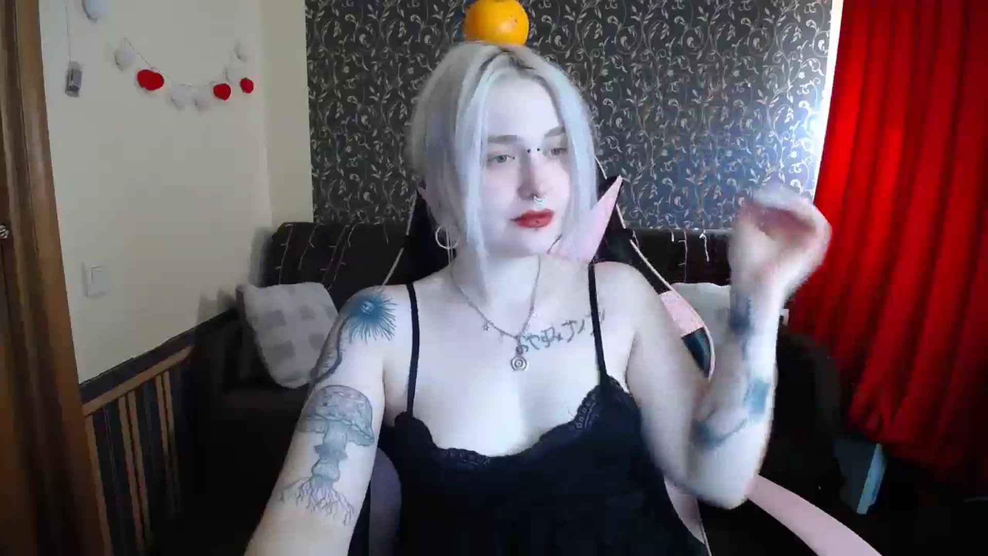 Gallery image thumbnail from Killinna's myfreecams stream on, 05/04/2025, 14:18 image 6 of 20