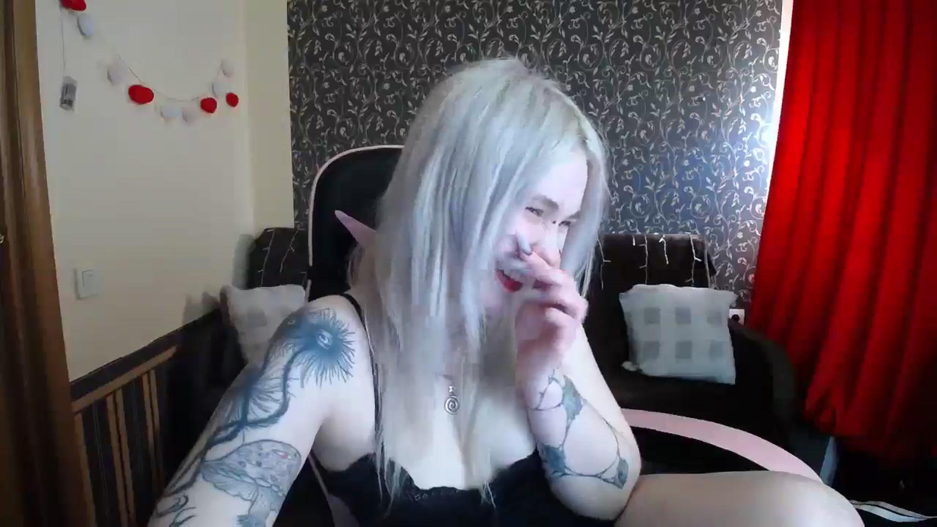 Gallery image thumbnail from Killinna's myfreecams stream on, 05/04/2025, 14:18 image 13 of 20