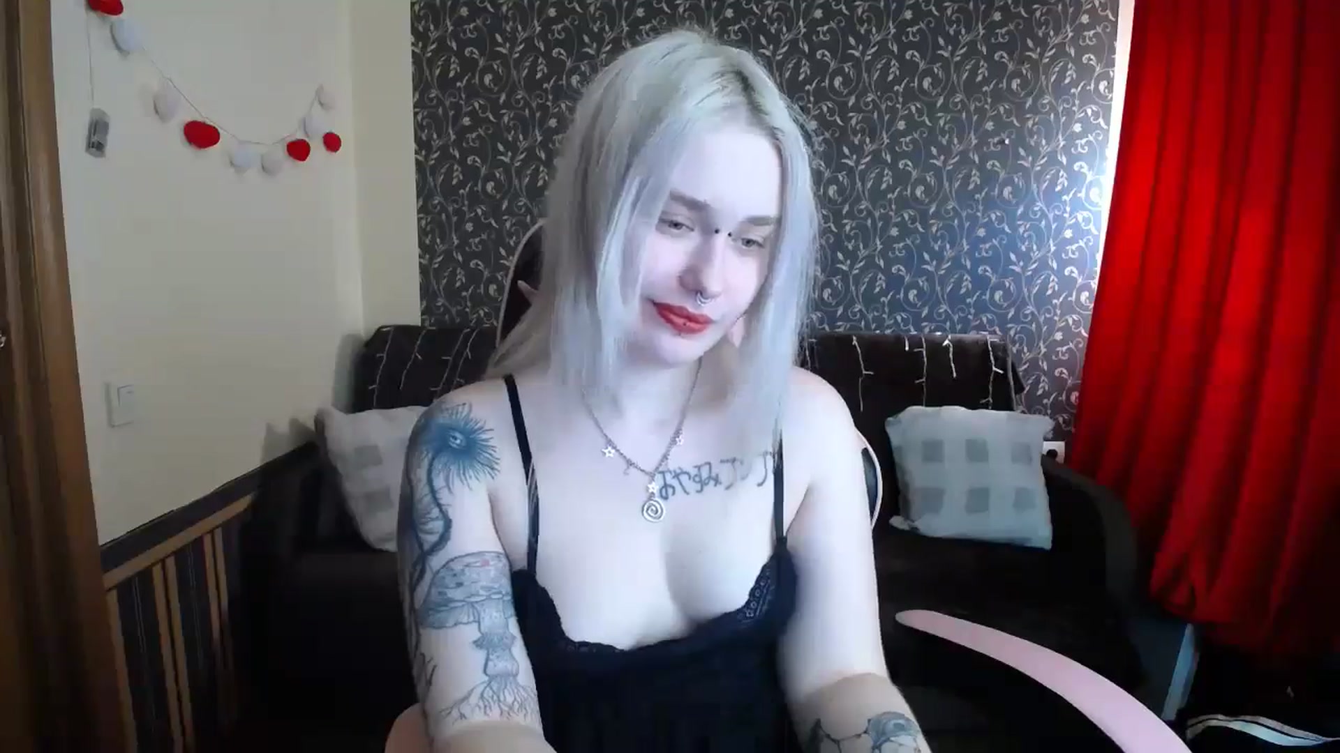 Gallery image thumbnail from Killinna's myfreecams stream on, 05/04/2025, 14:18 image 19 of 20