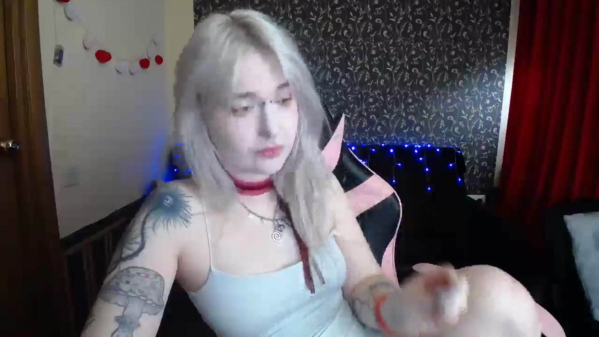 Gallery image thumbnail from Killinna's myfreecams stream on, 05/05/2025, 13:22 image 18 of 20