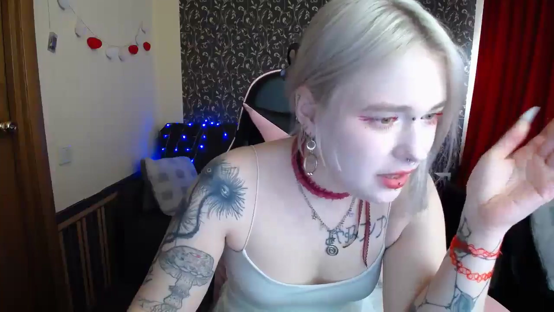 Gallery image thumbnail from Killinna's myfreecams stream on, 05/05/2025, 14:15 image 15 of 20