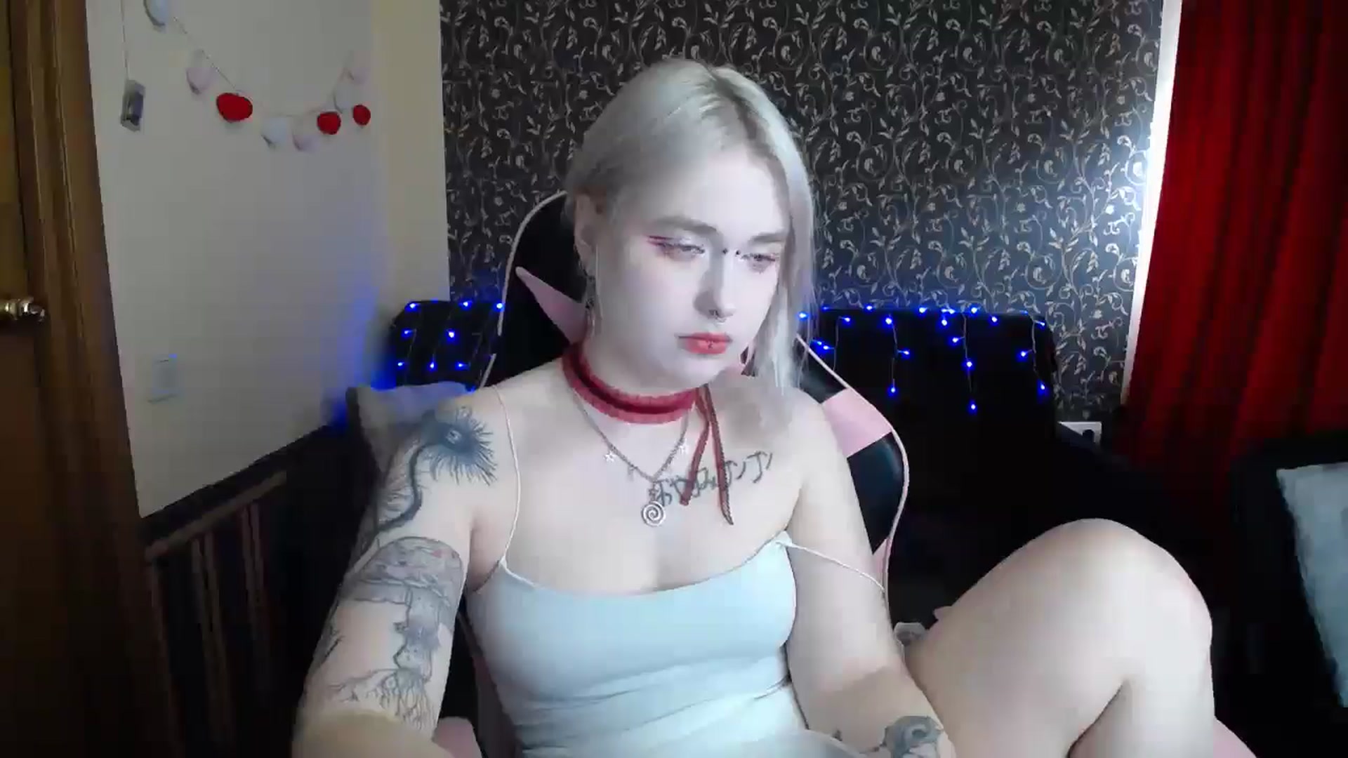 Gallery image thumbnail from Killinna's myfreecams stream on, 05/05/2025, 14:15 image 9 of 20