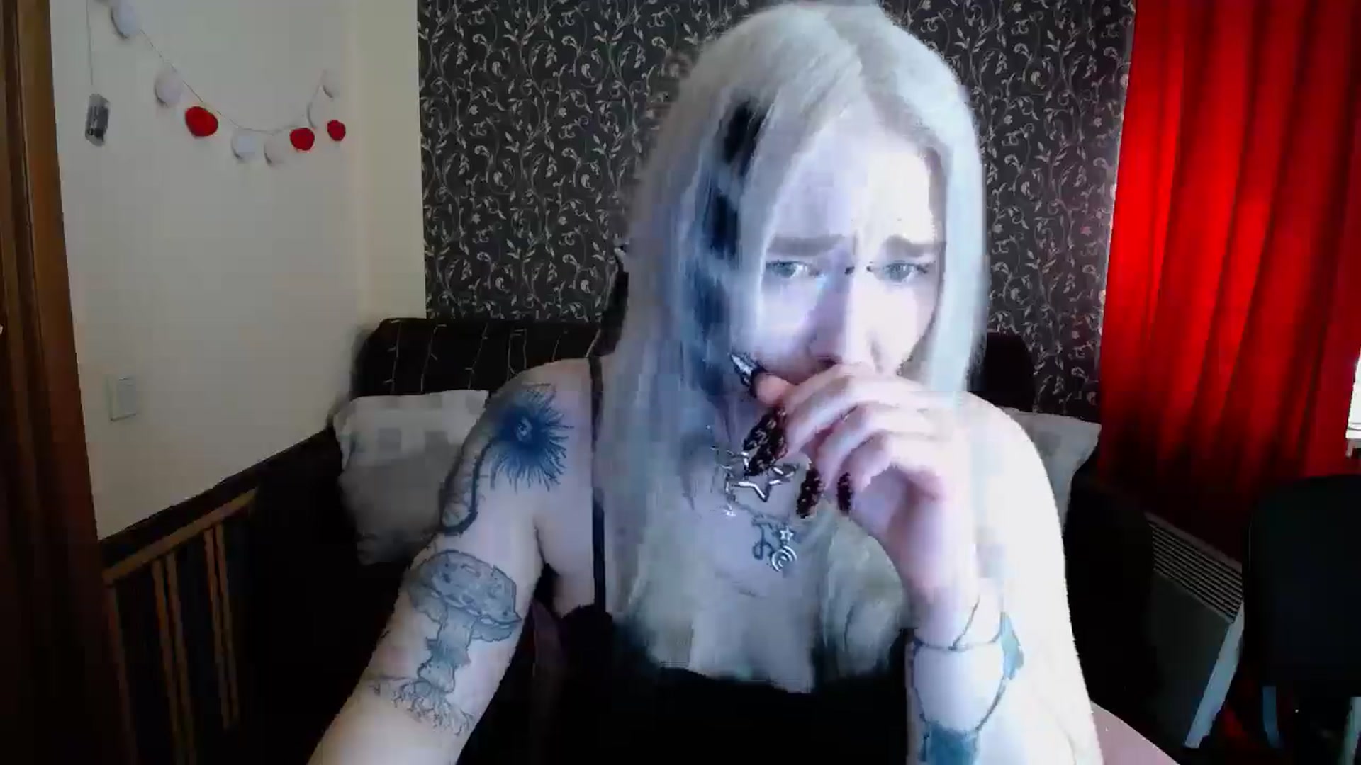 Gallery image thumbnail from Killinna's myfreecams stream on, 05/11/2025, 14:20 image 9 of 20