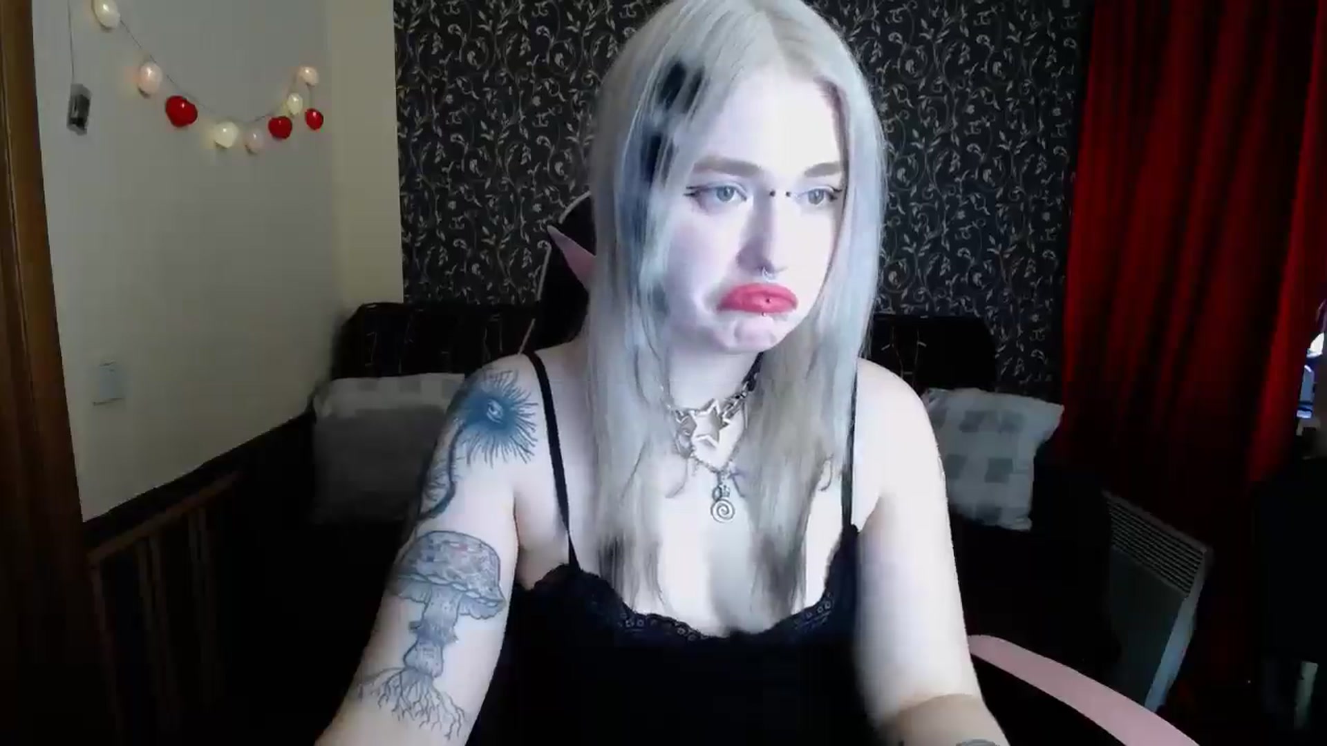 Gallery image thumbnail from Killinna's myfreecams stream on, 05/11/2025, 16:05 image 13 of 20