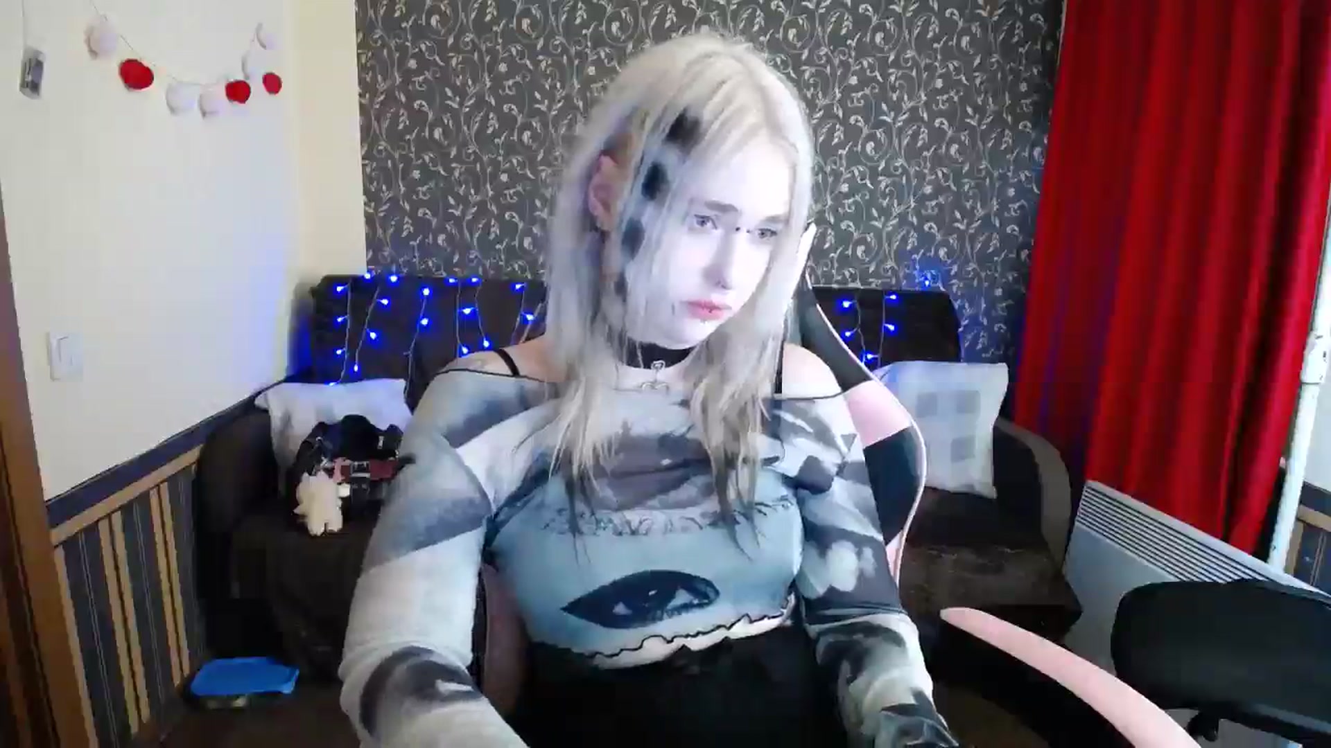 Gallery image thumbnail from Killinna's myfreecams stream on, 05/12/2025, 16:36 image 3 of 20