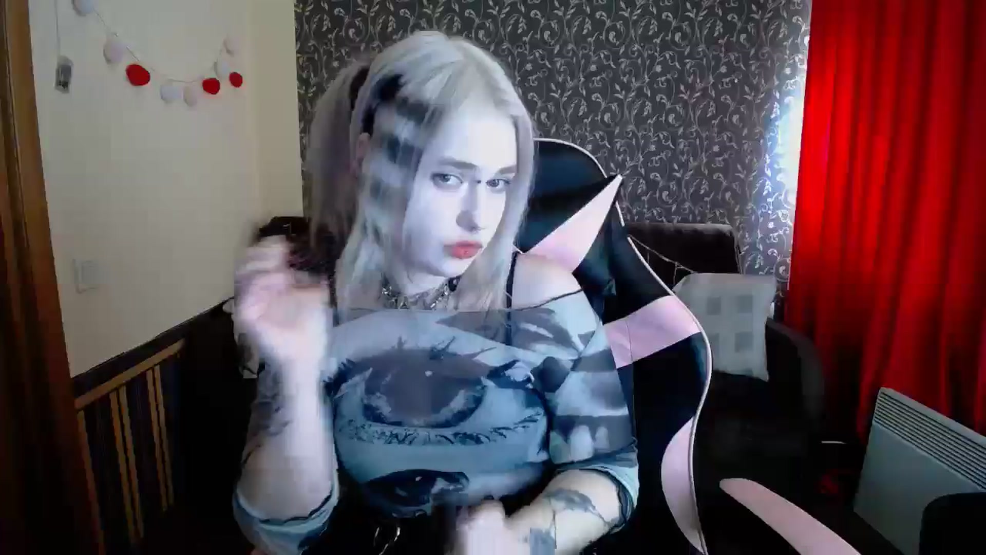 Gallery image thumbnail from Killinna's myfreecams stream on, 05/13/2025, 13:25 image 16 of 20