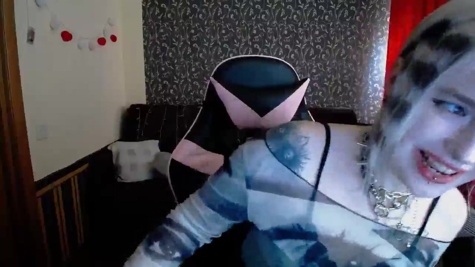 Gallery image thumbnail from Killinna's myfreecams stream on, 05/13/2025, 14:20 image 13 of 20