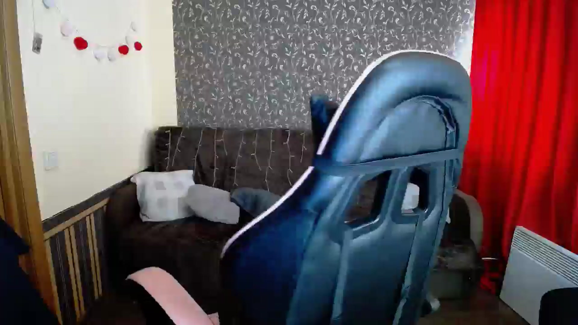 Gallery image thumbnail from Killinna's myfreecams stream on, 05/13/2025, 14:20 image 14 of 20
