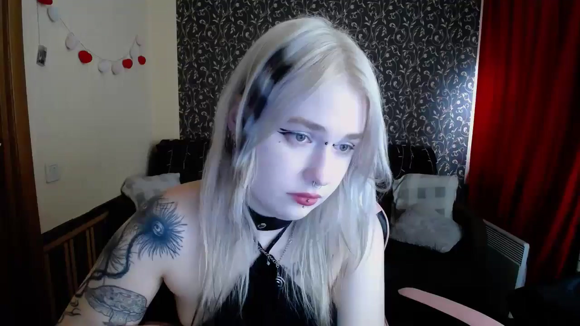 Gallery image thumbnail from Killinna's myfreecams stream on, 05/14/2025, 14:12 image 11 of 20
