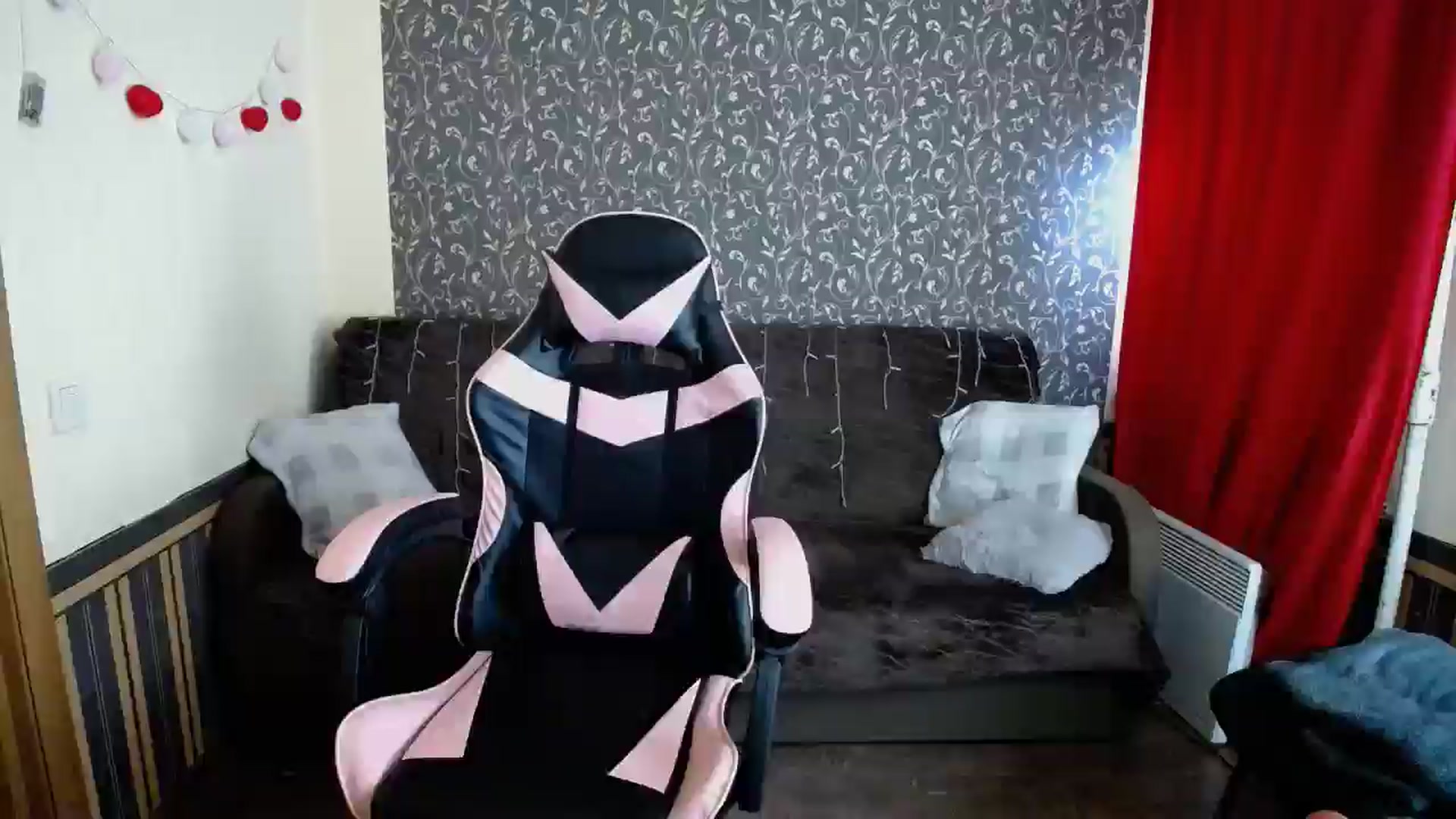 Gallery image thumbnail from Killinna's myfreecams stream on, 05/14/2025, 15:51 image 7 of 20