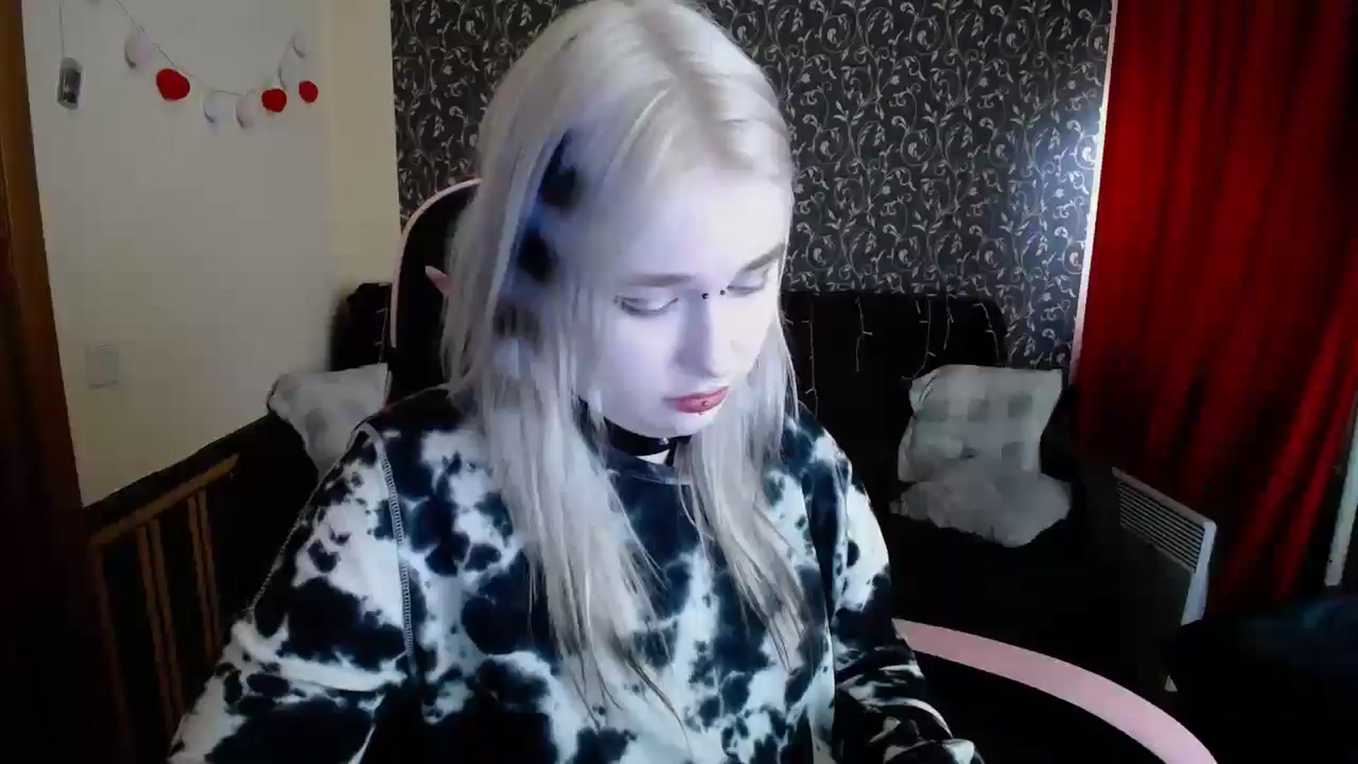 Gallery image thumbnail from Killinna's myfreecams stream on, 05/14/2025, 15:51 image 1 of 20
