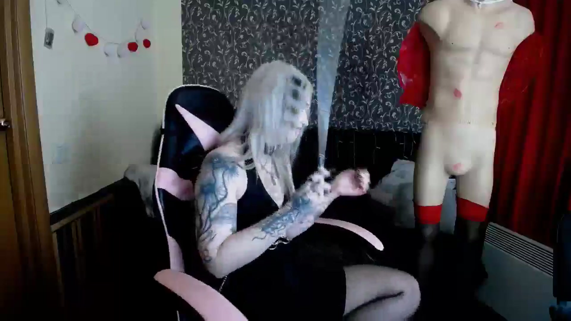 Gallery image thumbnail from Killinna's myfreecams stream on, 05/15/2025, 15:12 image 16 of 20