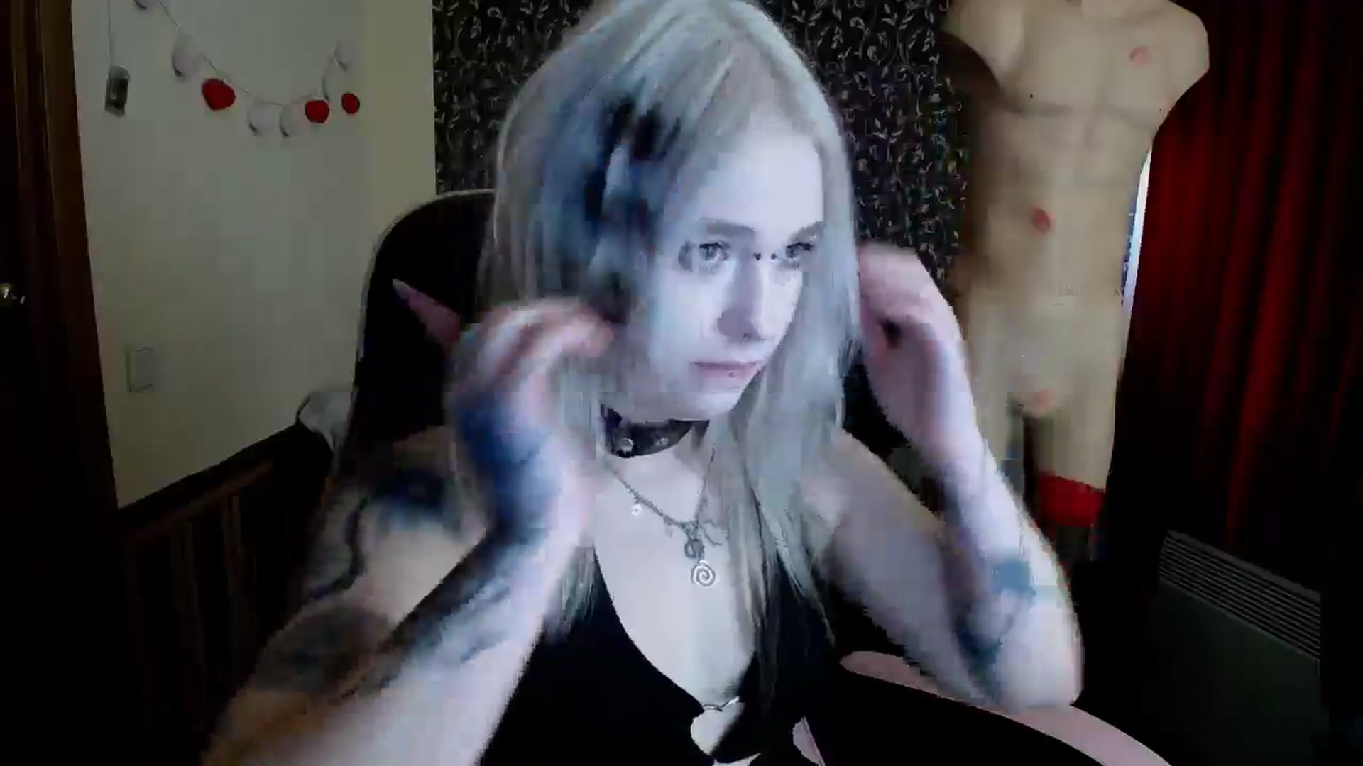 Gallery image thumbnail from Killinna's myfreecams stream on, 05/15/2025, 15:12 image 18 of 20