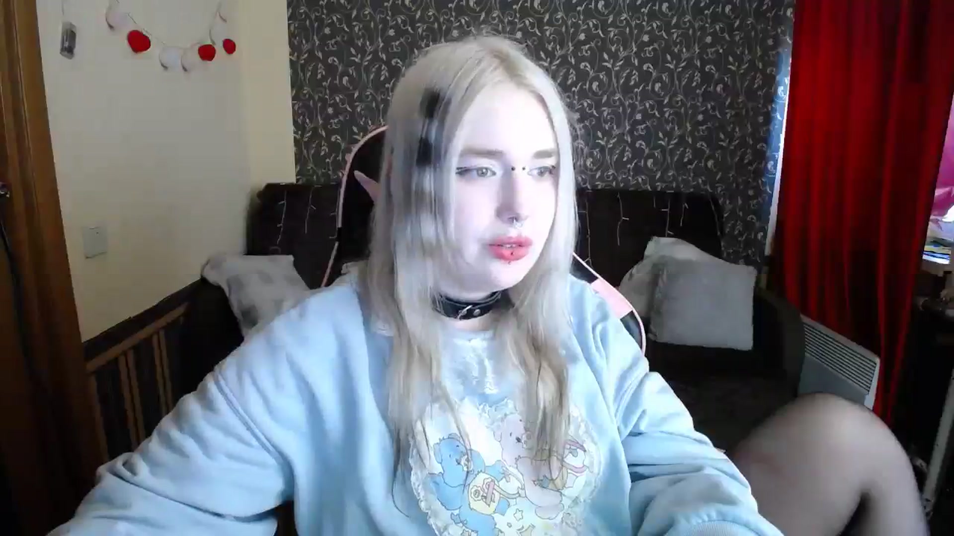 Gallery image thumbnail from Killinna's myfreecams stream on, 05/18/2025, 14:51 image 19 of 20