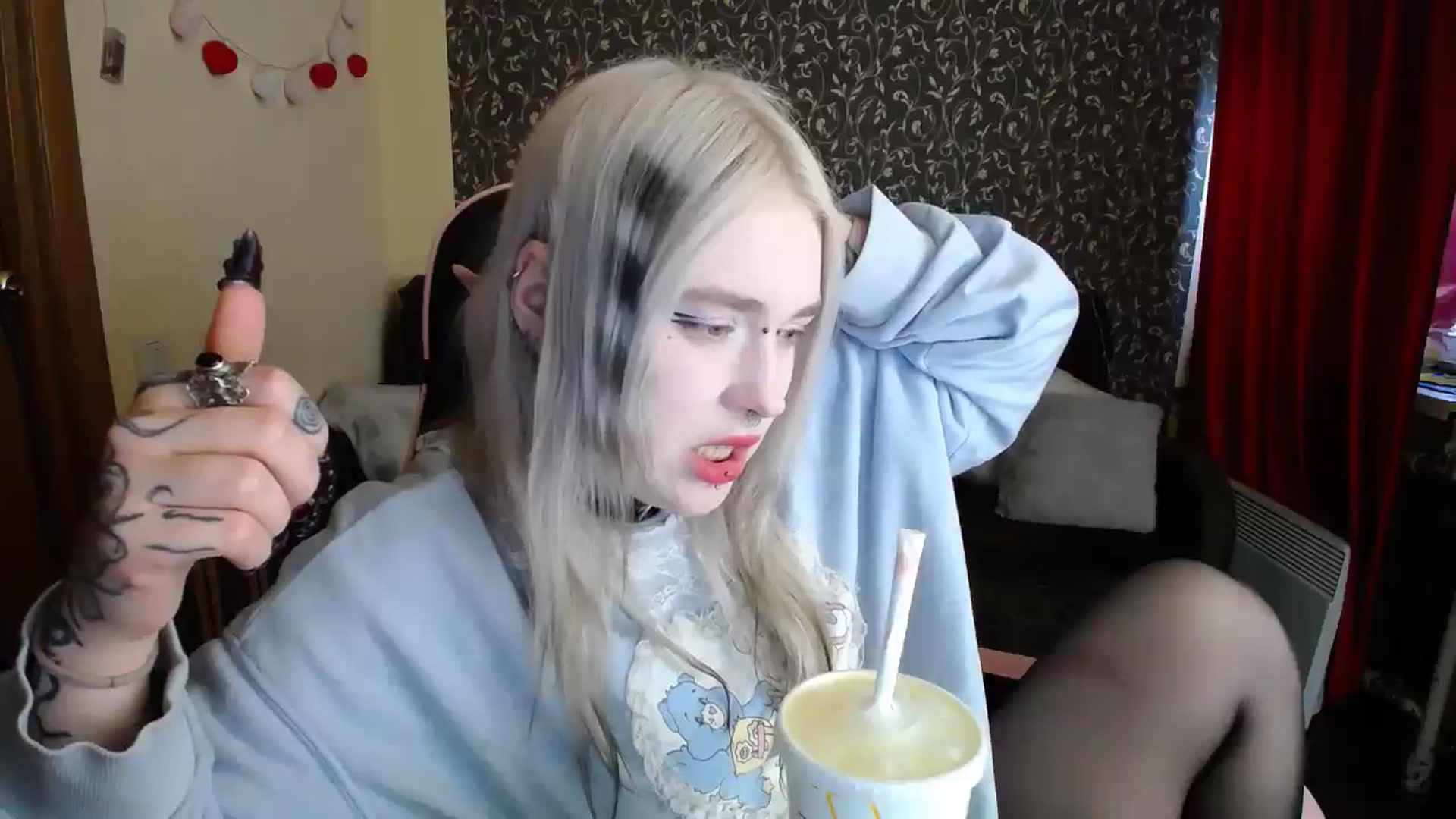 Gallery image thumbnail from Killinna's myfreecams stream on, 05/18/2025, 14:51 image 20 of 20