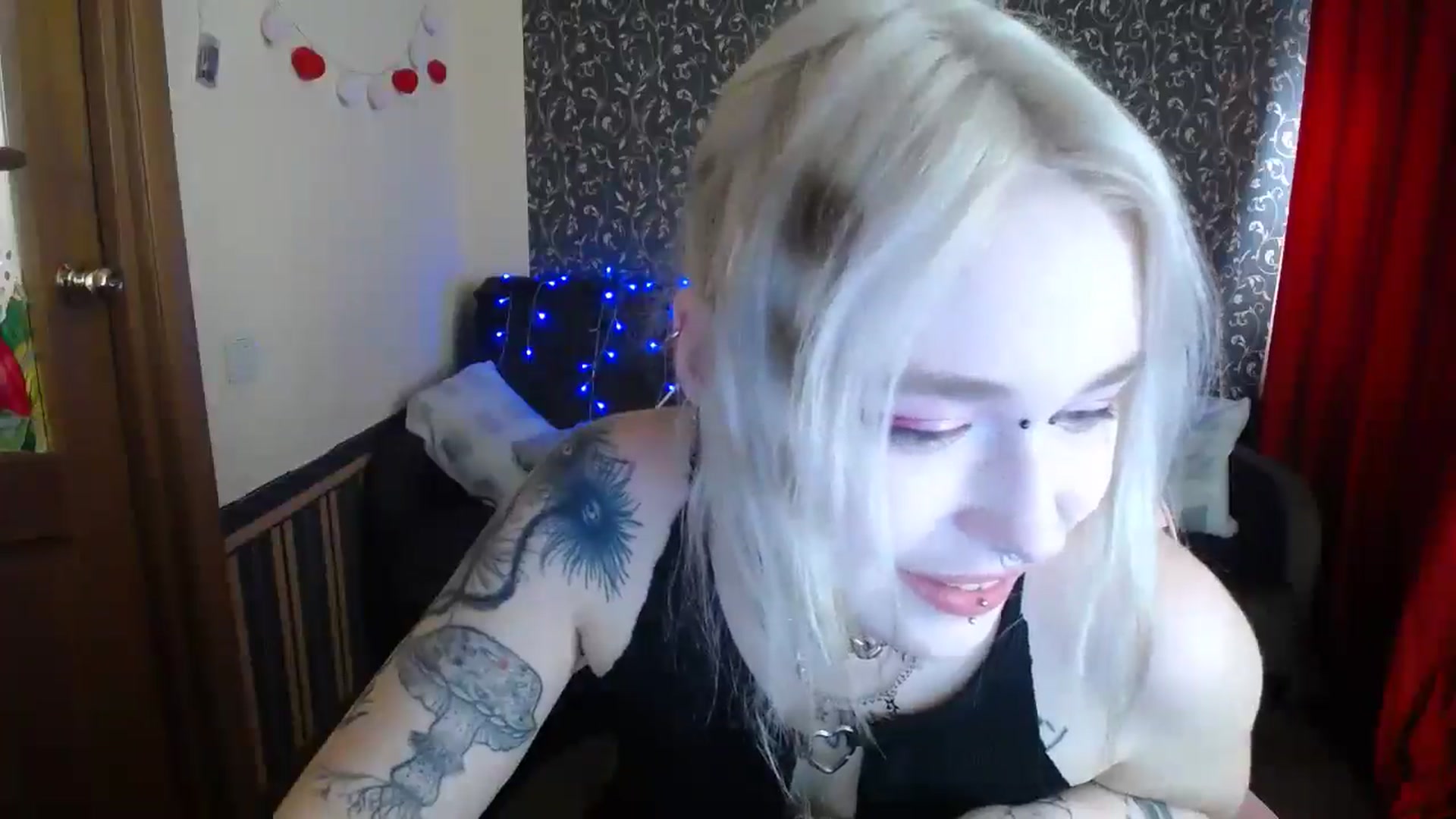 Gallery image thumbnail from Killinna's myfreecams stream on, 05/25/2025, 14:16 image 20 of 20