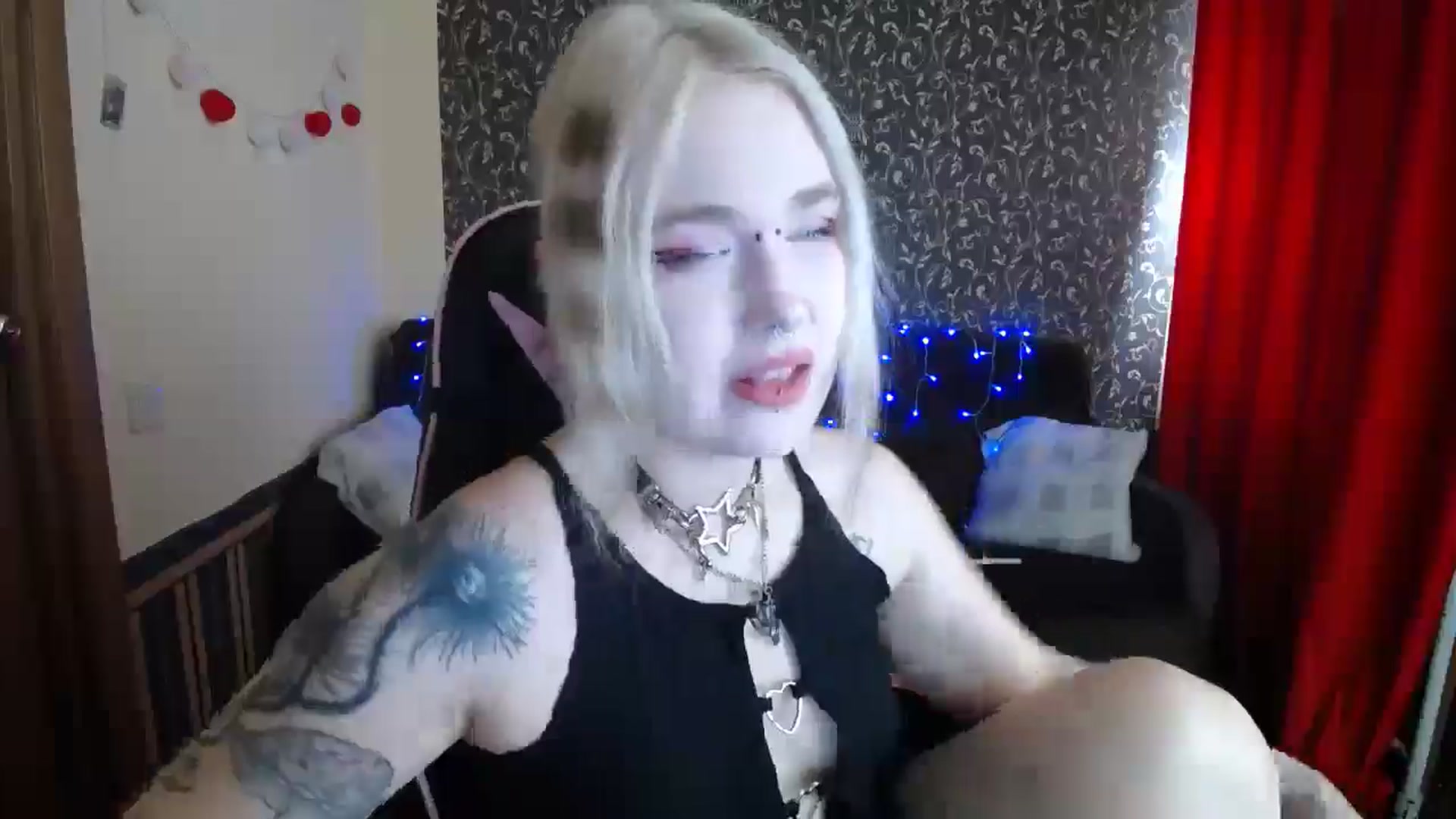 Gallery image thumbnail from Killinna's myfreecams stream on, 05/25/2025, 14:16 image 10 of 20