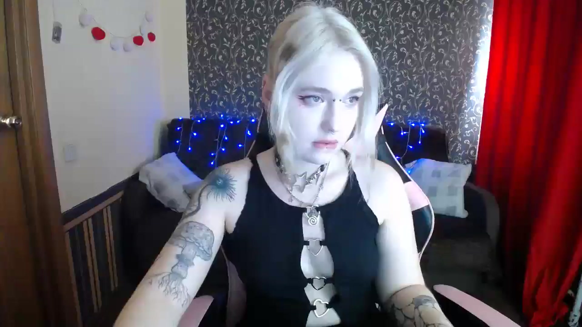 Gallery image thumbnail from Killinna's myfreecams stream on, 05/25/2025, 14:16 image 7 of 20