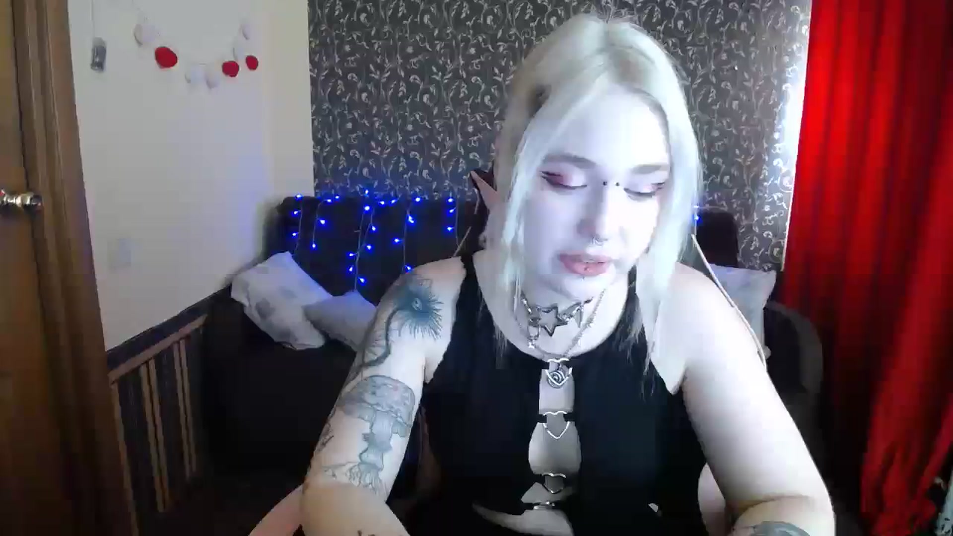 Gallery image thumbnail from Killinna's myfreecams stream on, 05/25/2025, 14:59 image 7 of 20