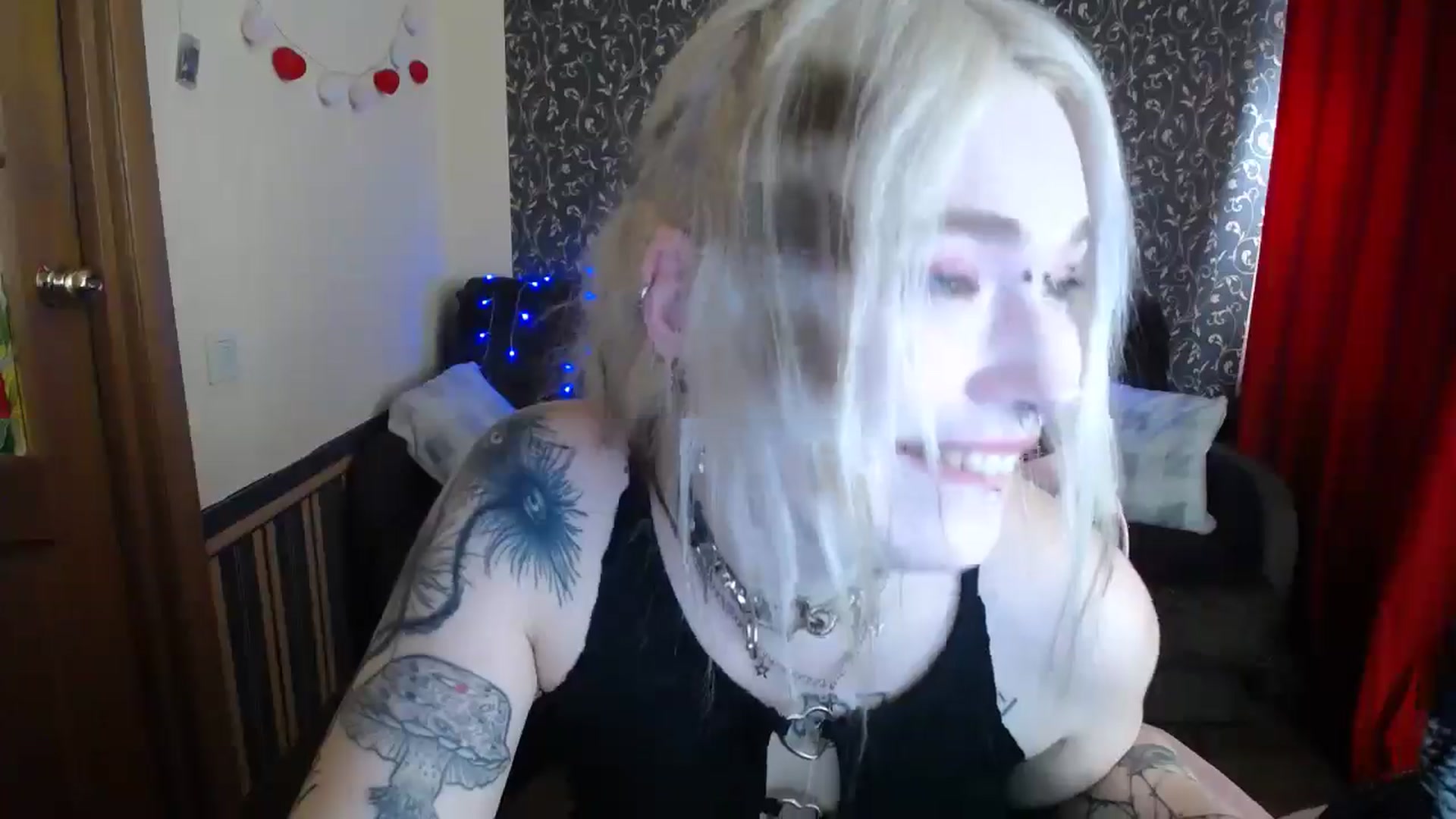 Gallery image thumbnail from Killinna's myfreecams stream on, 05/25/2025, 14:59 image 2 of 20