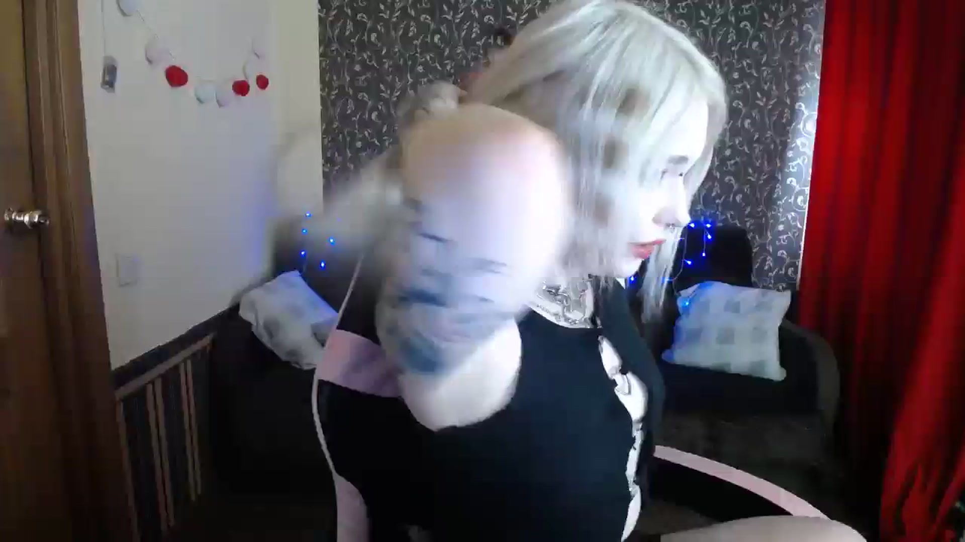 Gallery image thumbnail from Killinna's myfreecams stream on, 05/25/2025, 14:59 image 10 of 20