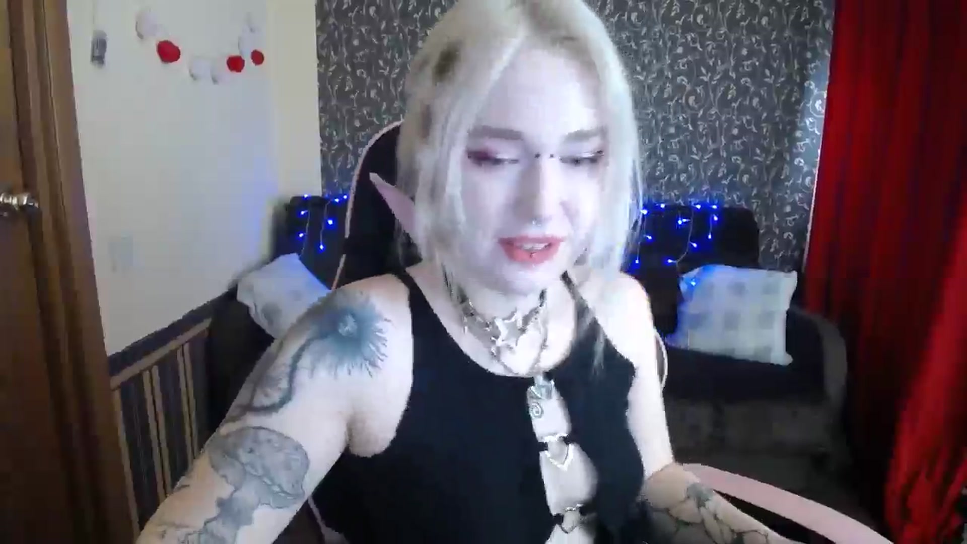 Gallery image thumbnail from Killinna's myfreecams stream on, 05/25/2025, 16:25 image 9 of 20