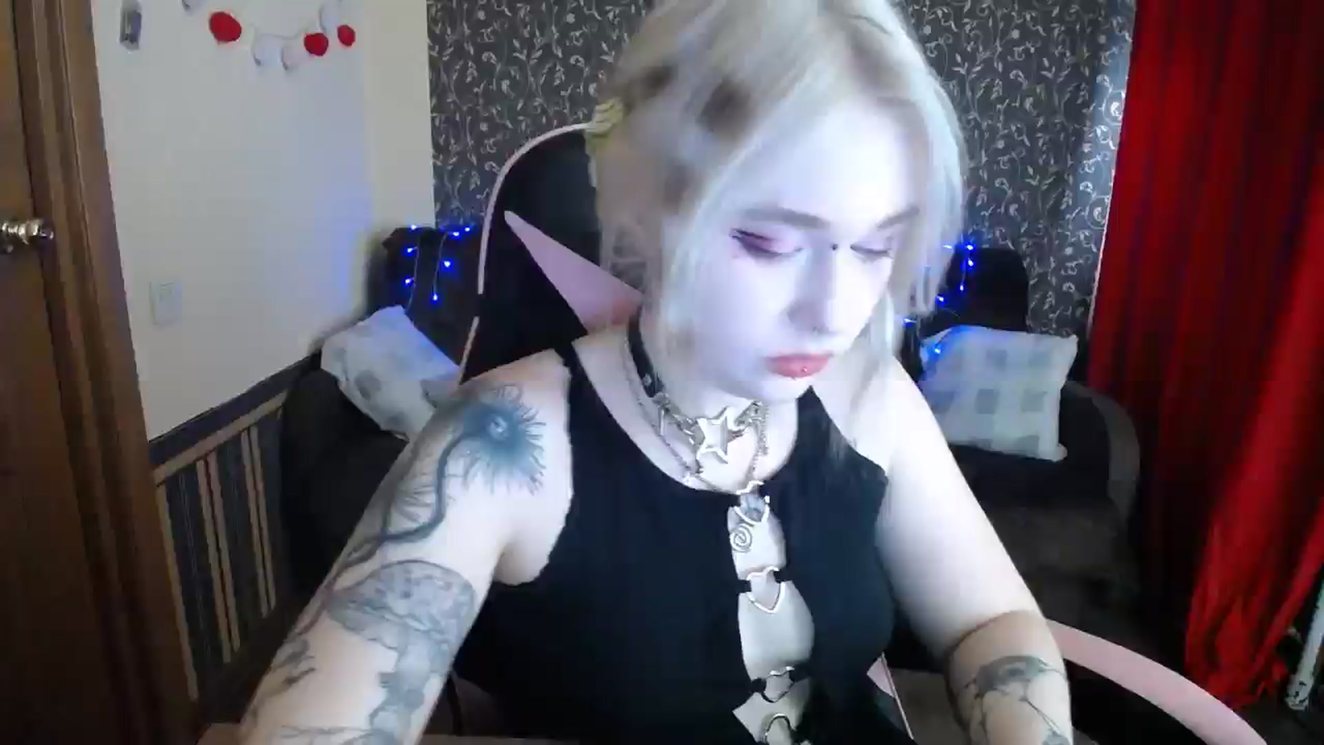 Gallery image thumbnail from Killinna's myfreecams stream on, 05/25/2025, 16:25 image 1 of 20