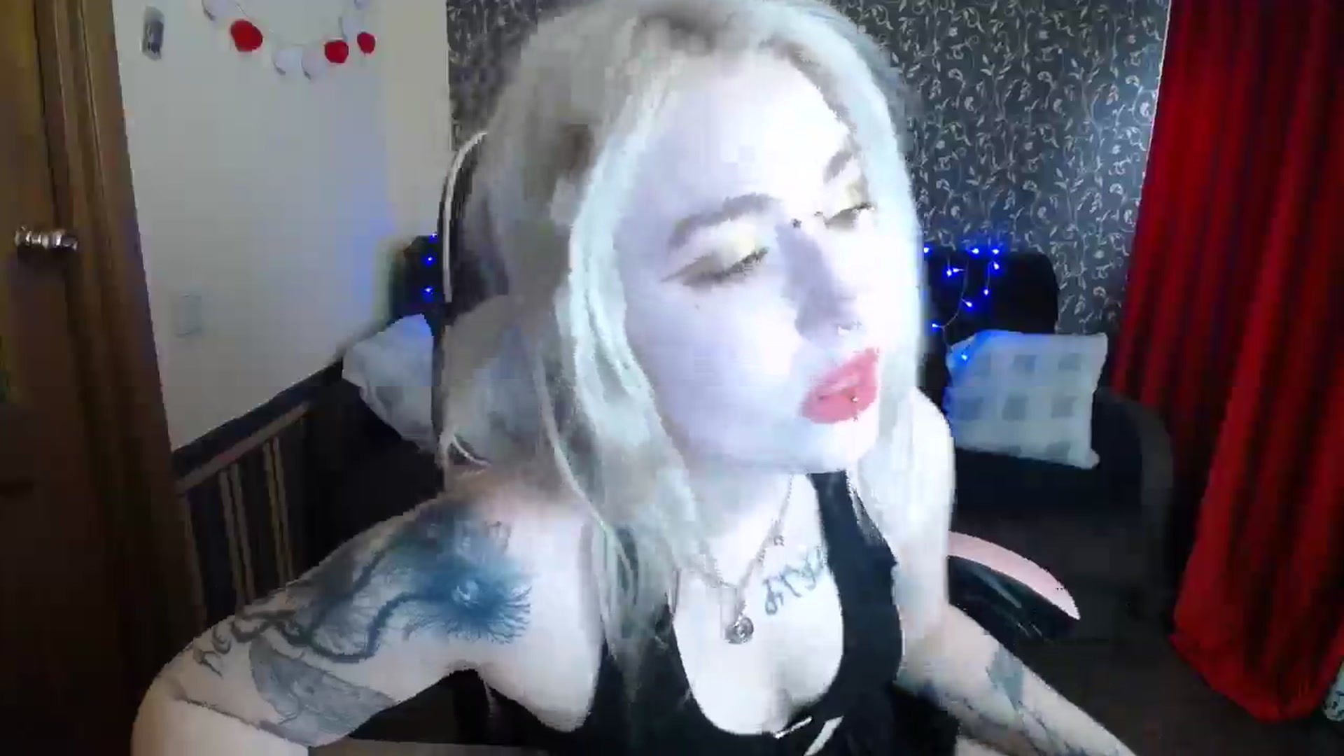 Gallery image thumbnail from Killinna's myfreecams stream on, 05/26/2025, 14:21 image 19 of 20