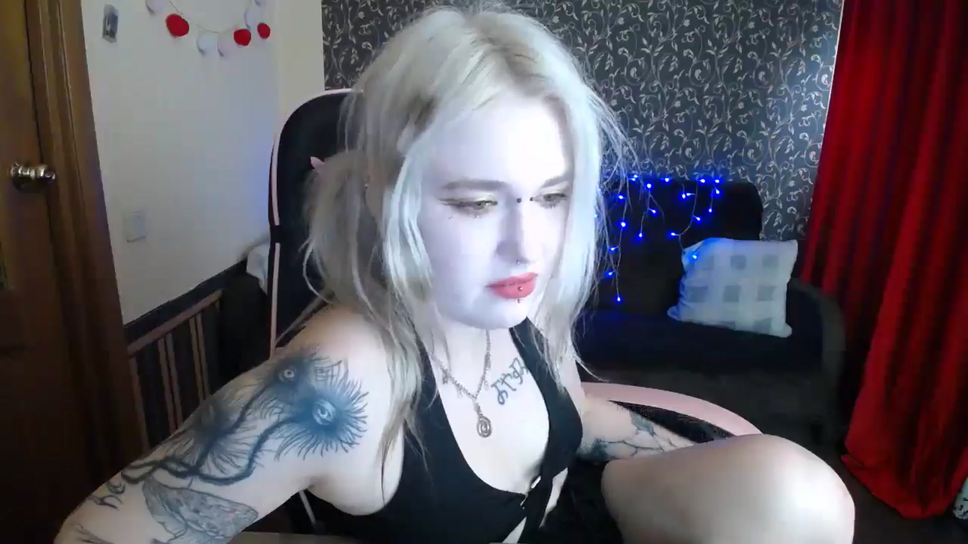 Gallery image thumbnail from Killinna's myfreecams stream on, 05/26/2025, 14:21 image 20 of 20