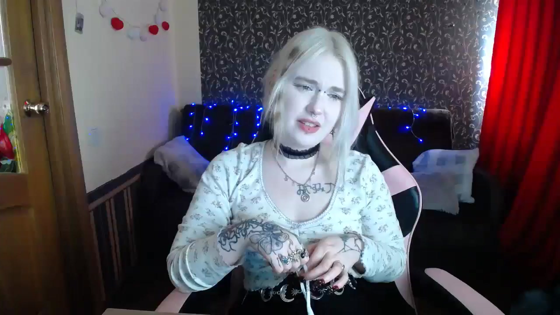 Gallery image thumbnail from Killinna's myfreecams stream on, 05/29/2025, 14:11 image 4 of 20