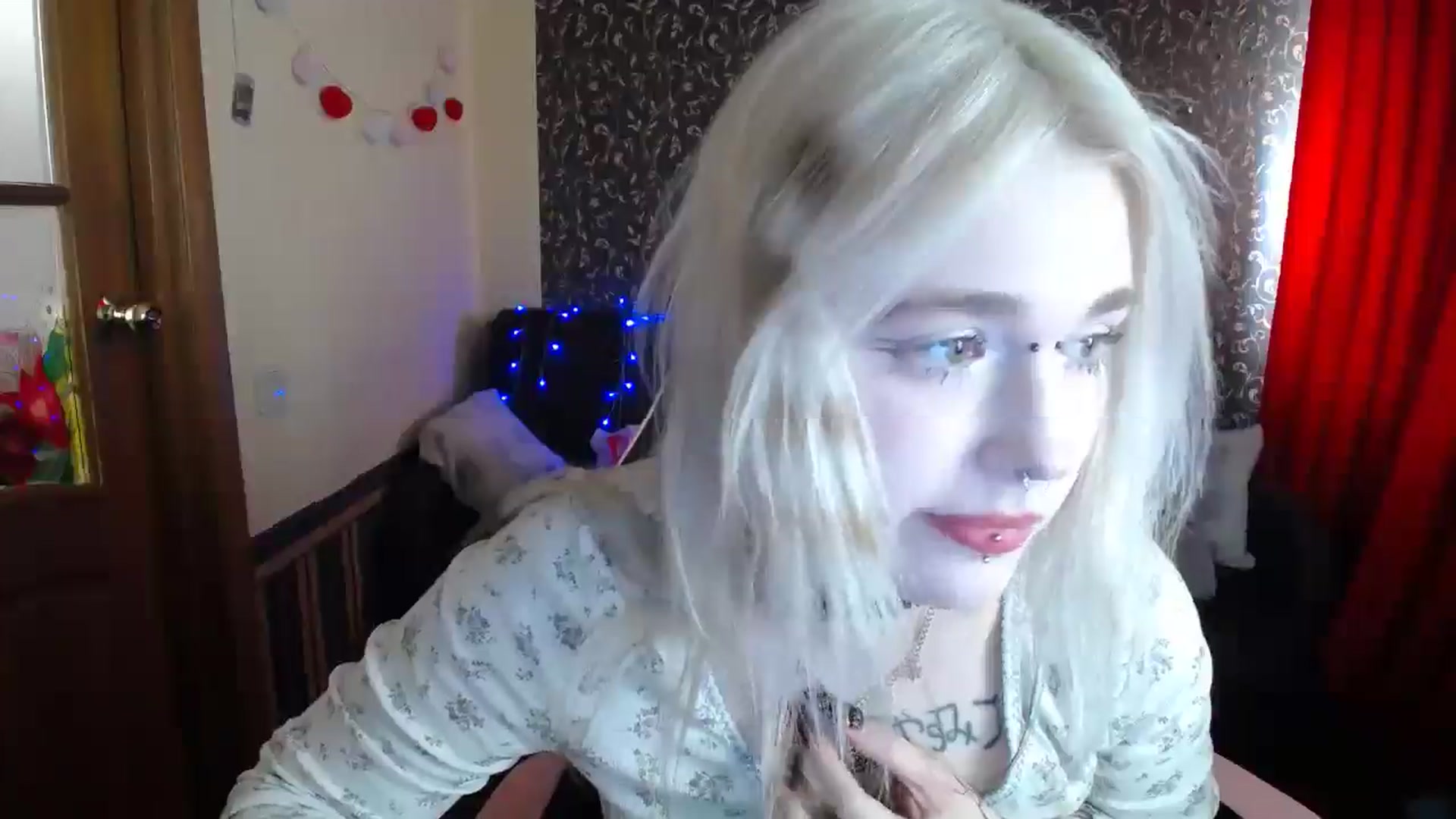 Gallery image thumbnail from Killinna's myfreecams stream on, 05/29/2025, 14:11 image 8 of 20