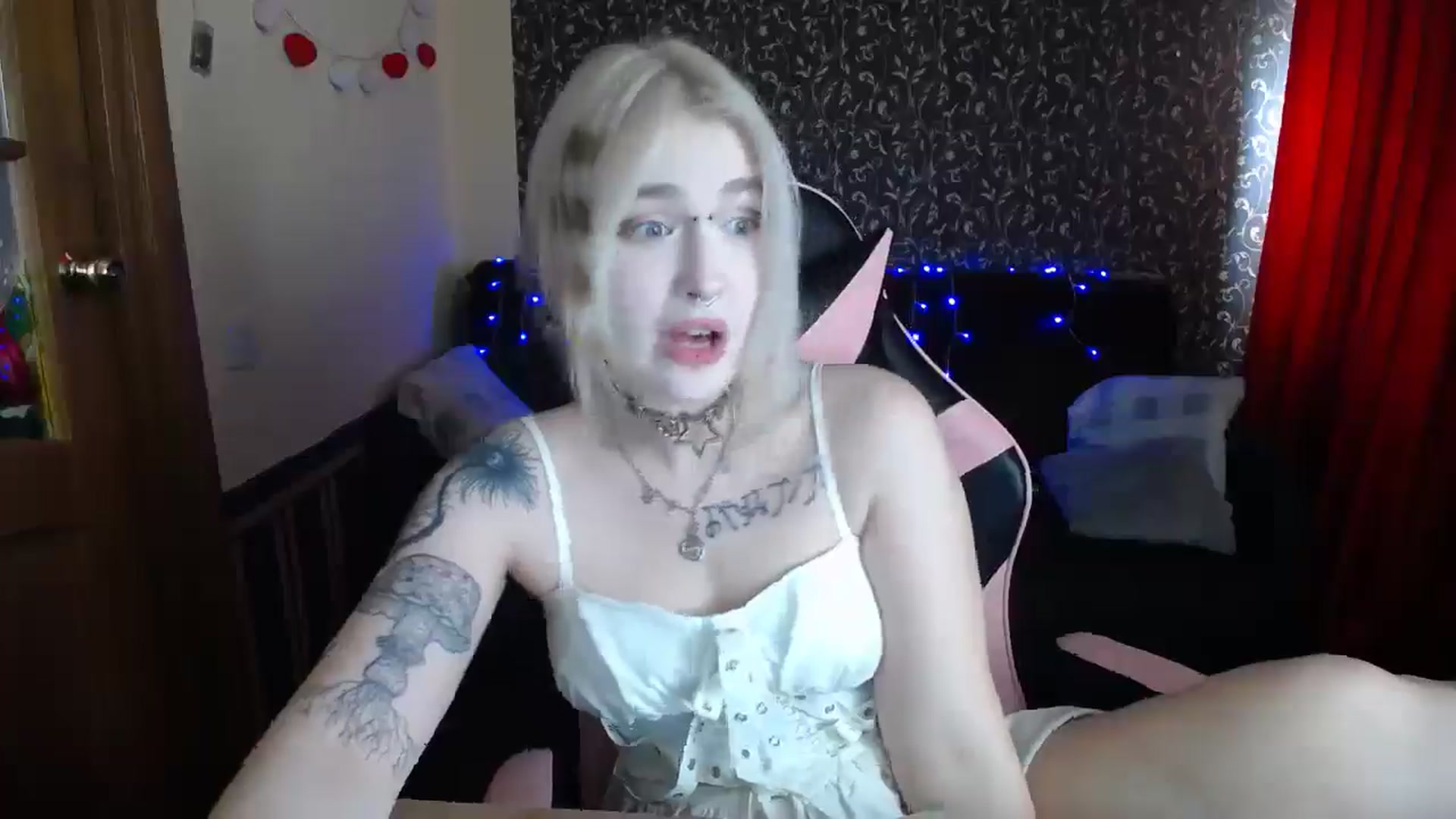 Gallery image thumbnail from Killinna's myfreecams stream on, 05/30/2025, 14:30 image 7 of 20