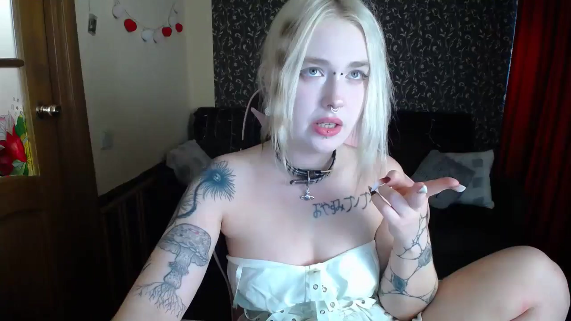 Gallery image thumbnail from Killinna's myfreecams stream on, 06/04/2025, 15:57 image 2 of 20