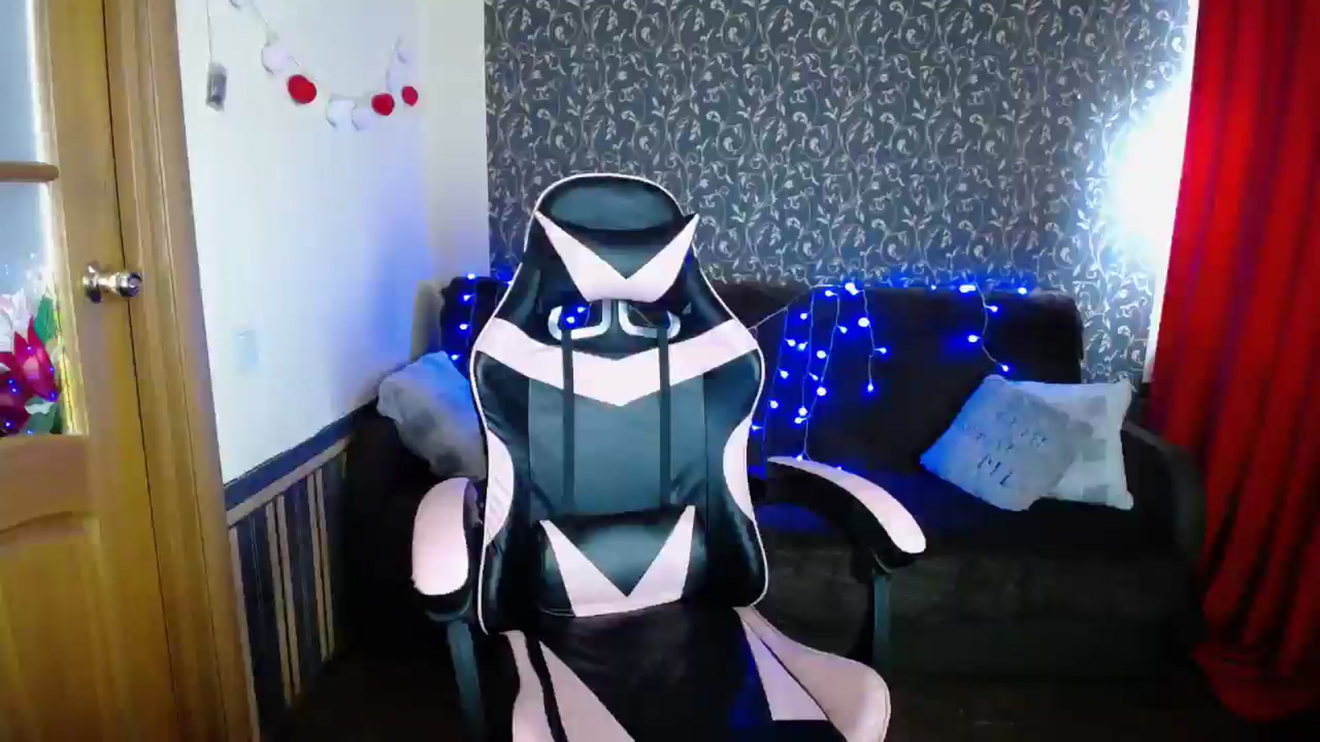 Gallery image thumbnail from Killinna's myfreecams stream on, 06/05/2025, 15:56 image 11 of 20