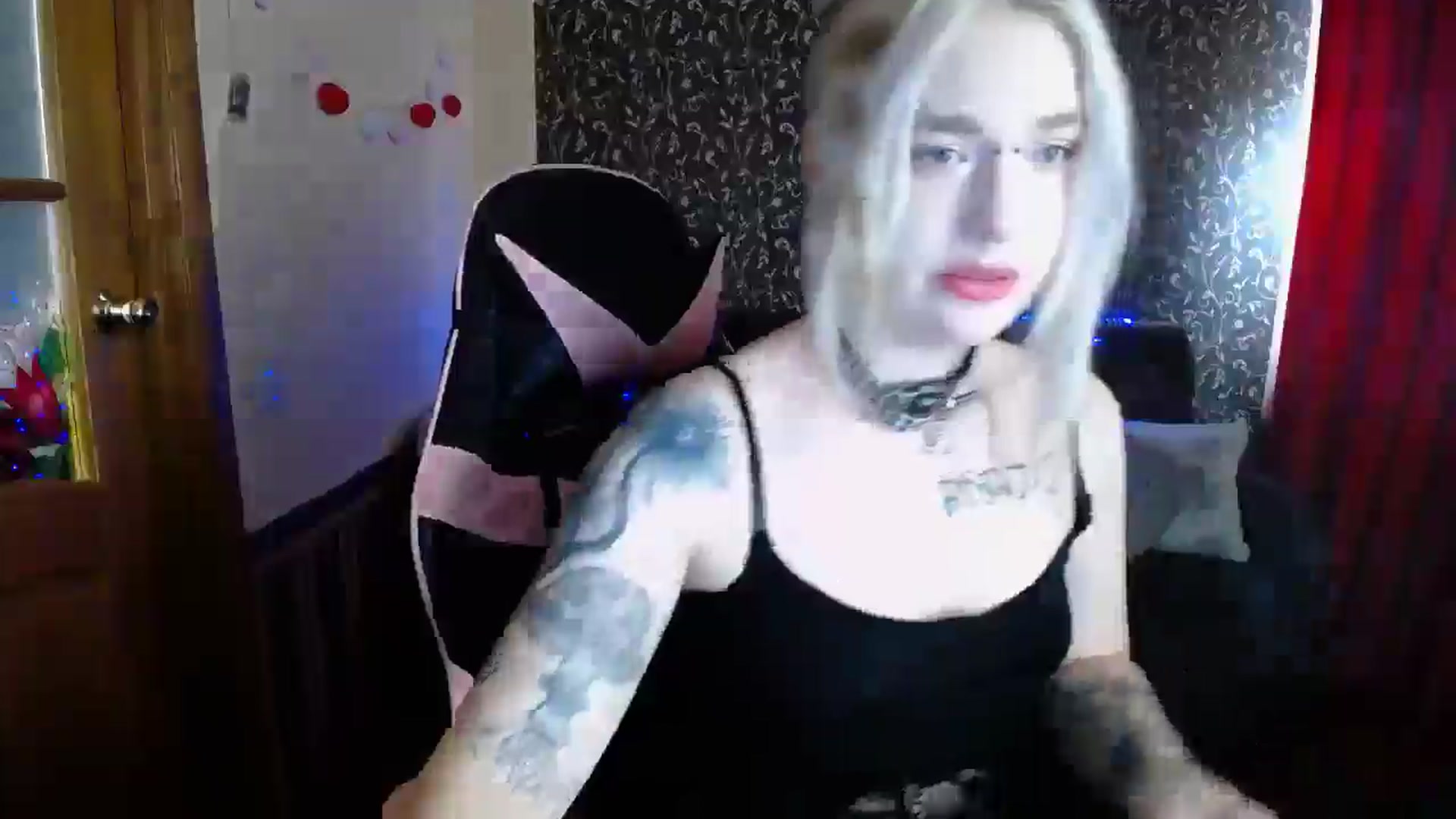 Gallery image thumbnail from Killinna's myfreecams stream on, 06/05/2025, 15:56 image 10 of 20