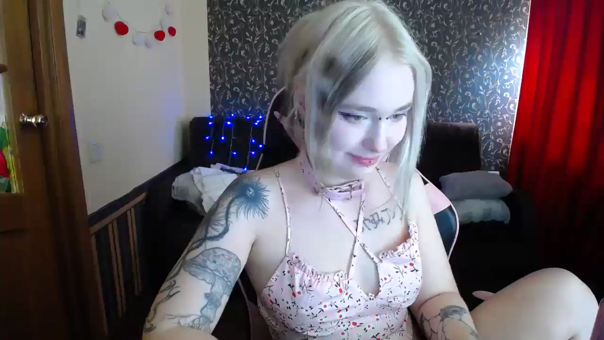 Gallery image thumbnail from Killinna's myfreecams stream on, 06/10/2025, 14:29 image 5 of 20