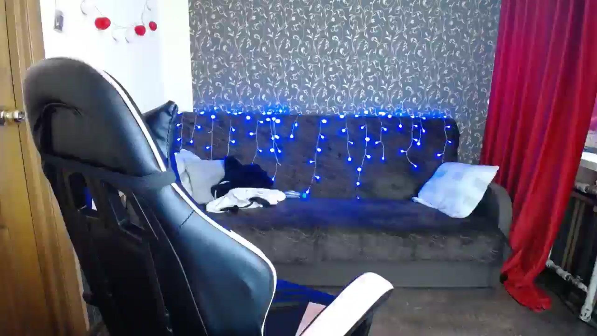 Gallery image thumbnail from Killinna's myfreecams stream on, 06/19/2025, 14:54 image 5 of 20