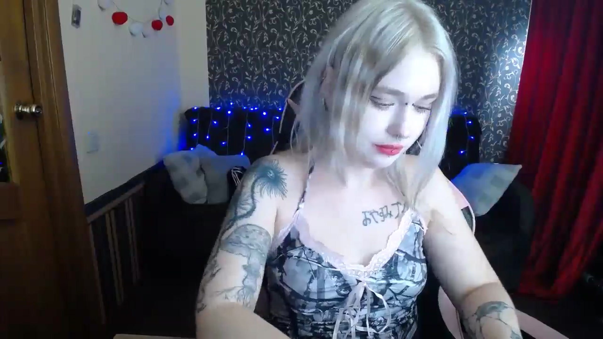 Gallery image thumbnail from Killinna's myfreecams stream on, 06/20/2025, 13:53 image 17 of 20