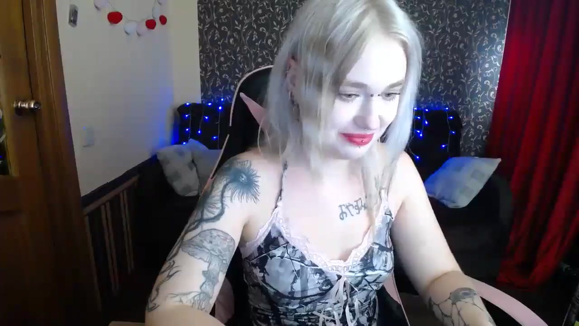Gallery image thumbnail from Killinna's myfreecams stream on, 06/20/2025, 13:53 image 19 of 20