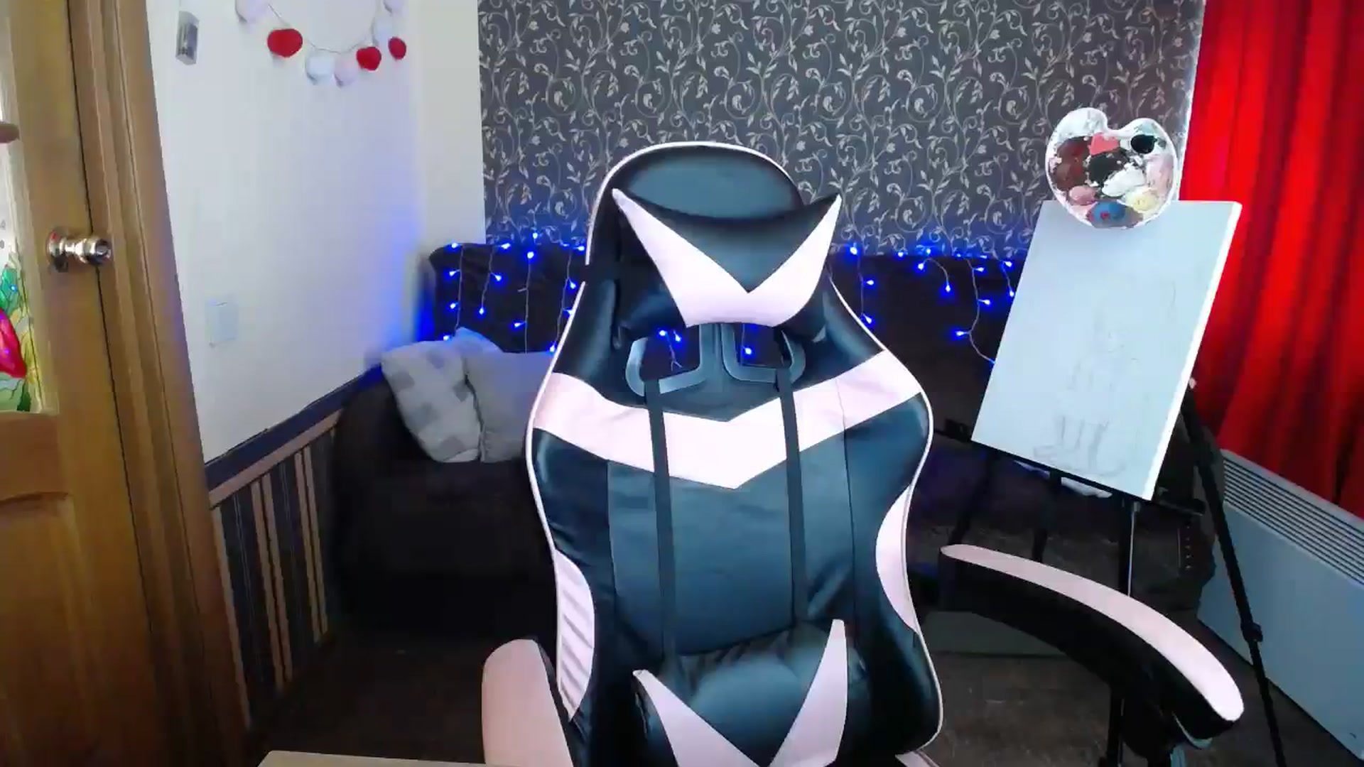 Gallery image thumbnail from Killinna's myfreecams stream on, 06/23/2025, 13:47 image 8 of 20