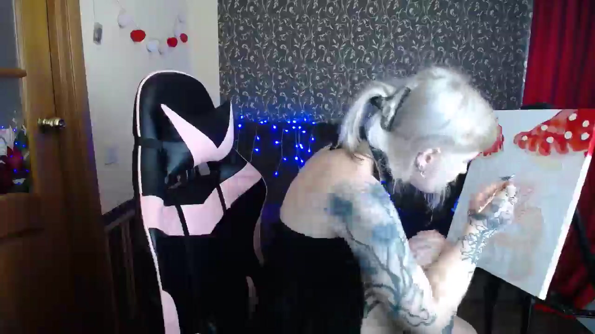 Gallery image thumbnail from Killinna's myfreecams stream on, 06/25/2025, 13:25 image 19 of 20