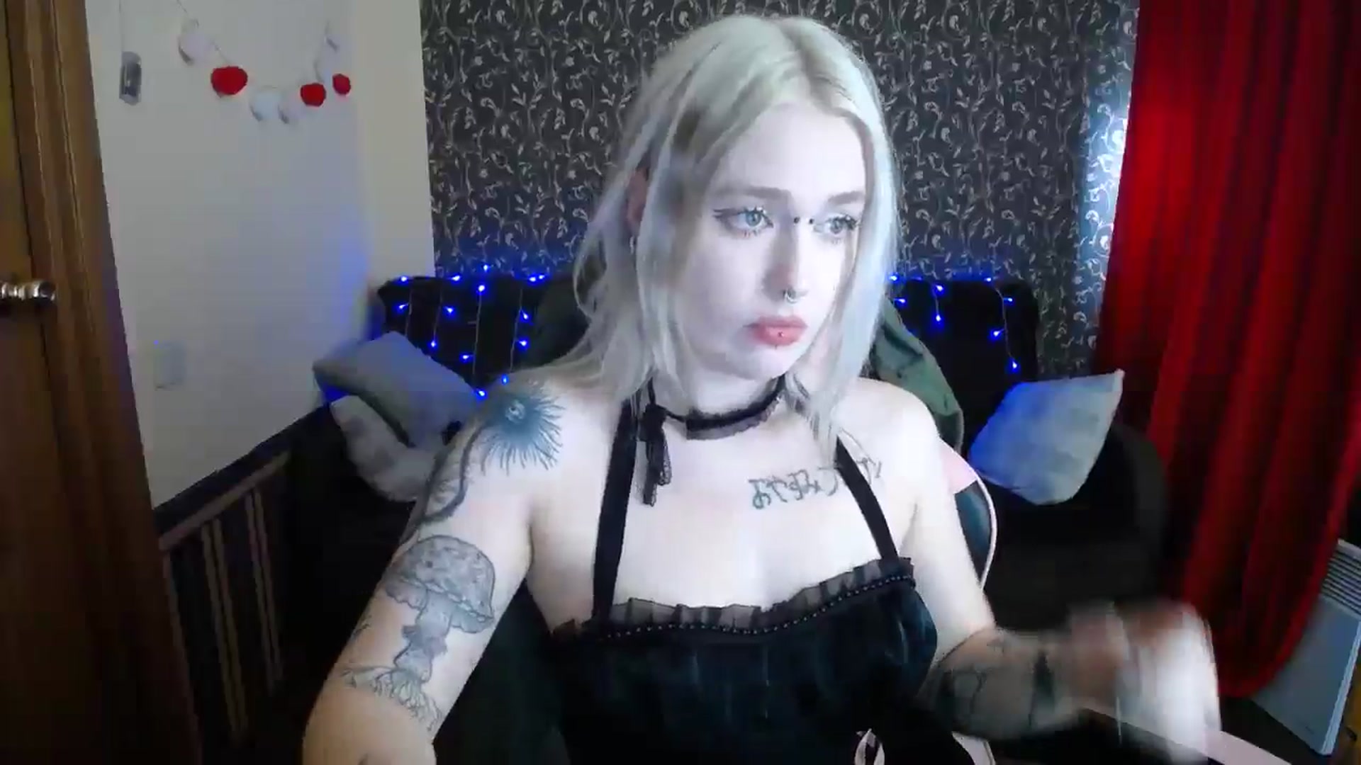 Gallery image thumbnail from Killinna's myfreecams stream on, 06/26/2025, 13:47 image 5 of 20