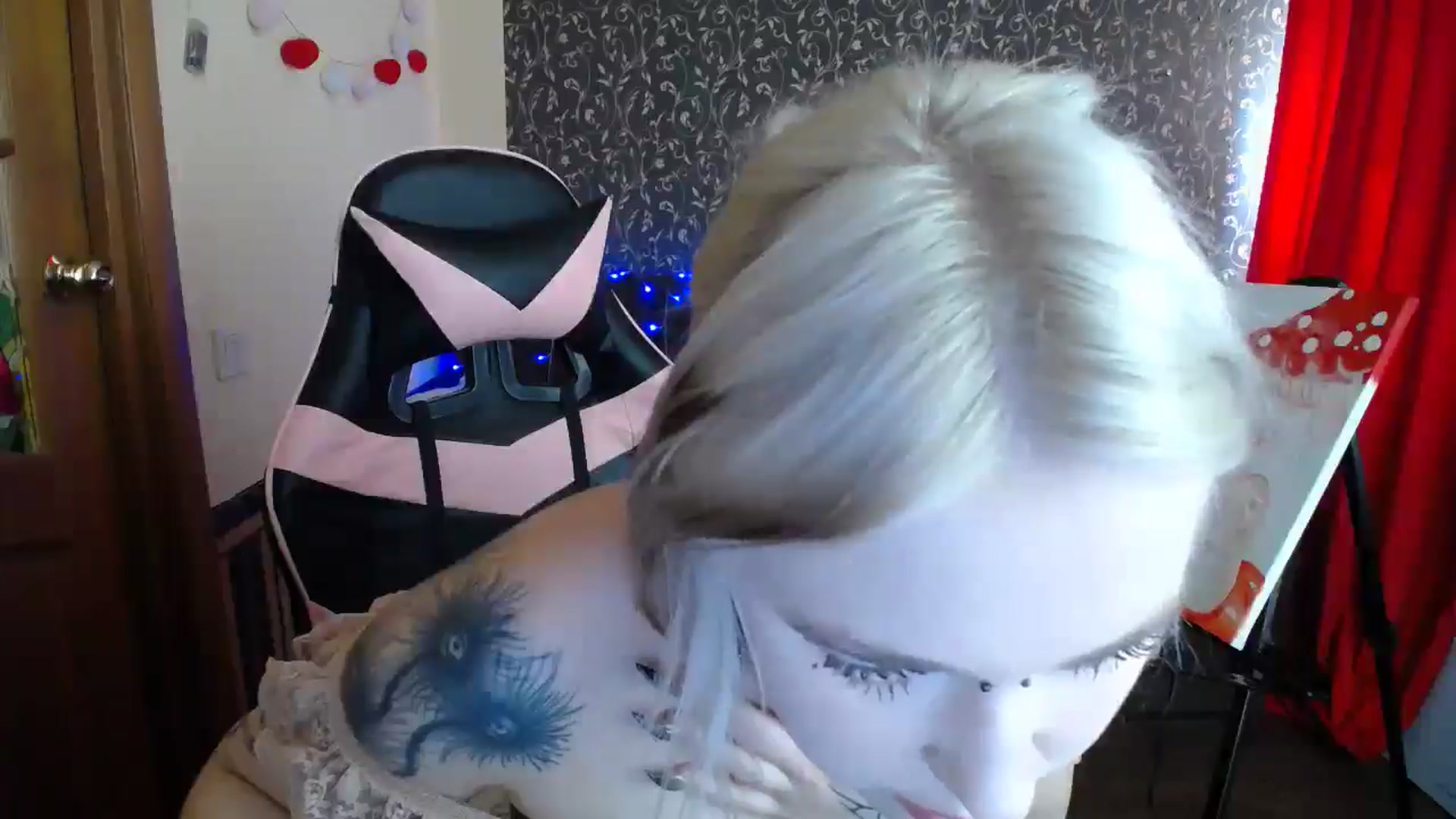 Gallery image thumbnail from Killinna's myfreecams stream on, 06/27/2025, 14:08 image 6 of 20
