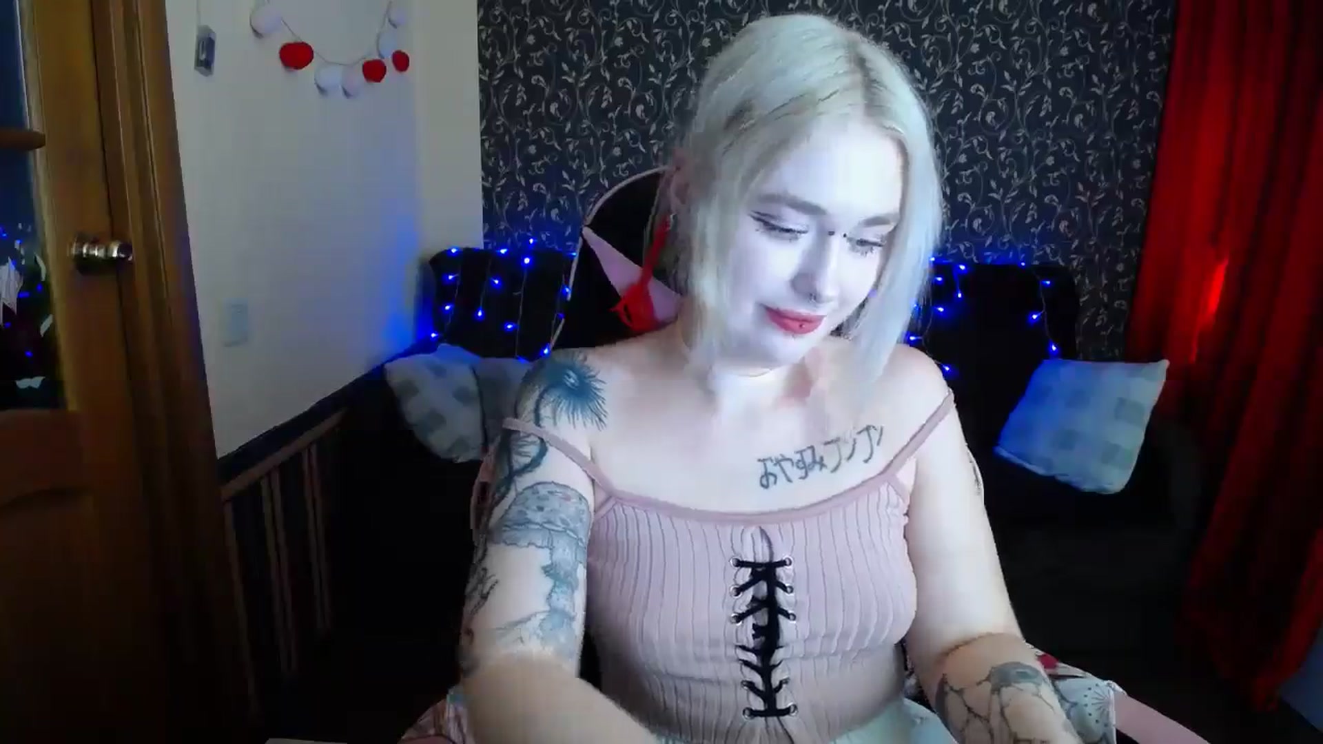 Gallery image thumbnail from Killinna's myfreecams stream on, 06/30/2025, 10:15 image 13 of 20