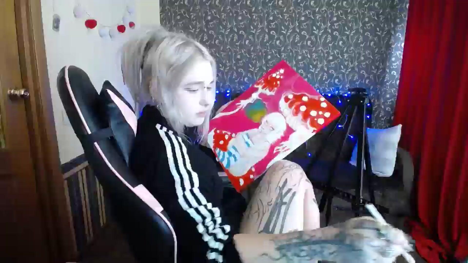 Gallery image thumbnail from Killinna's myfreecams stream on, 07/02/2025, 14:40 image 9 of 20