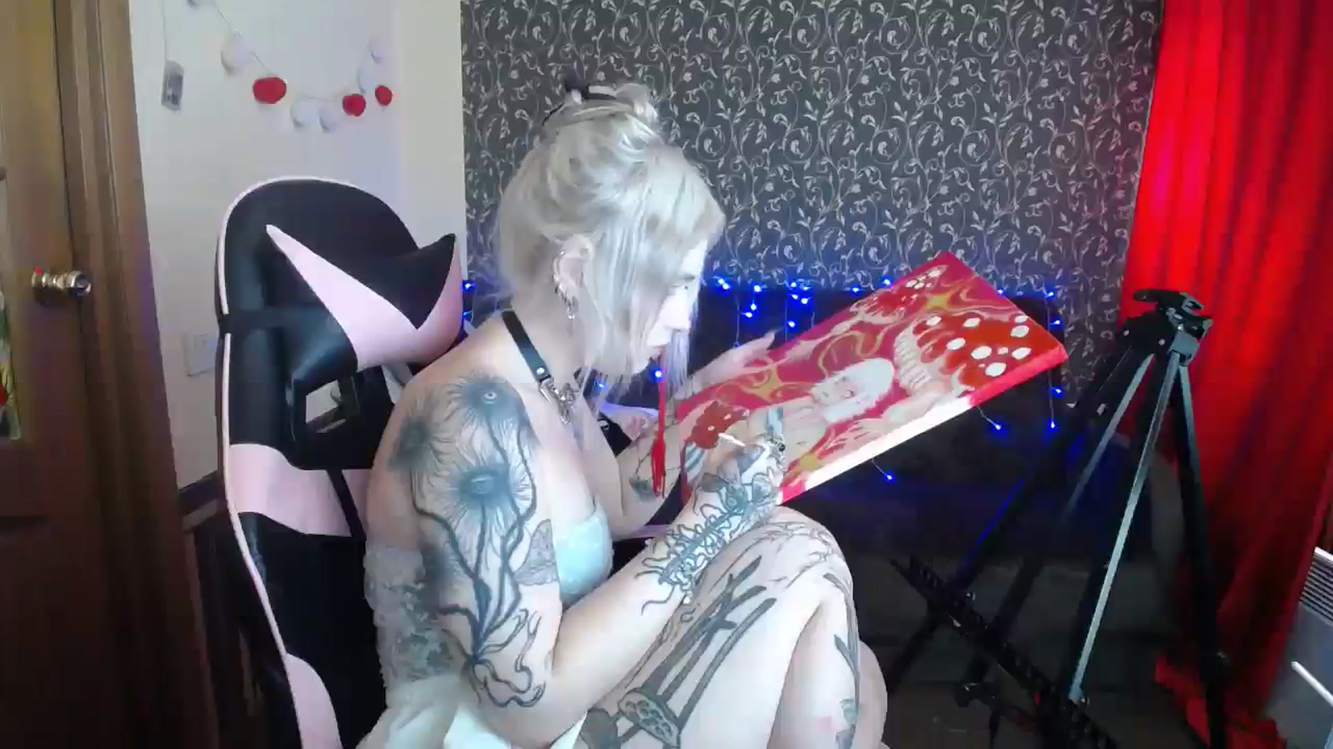 Gallery image thumbnail from Killinna's myfreecams stream on, 07/04/2025, 13:59 image 3 of 20